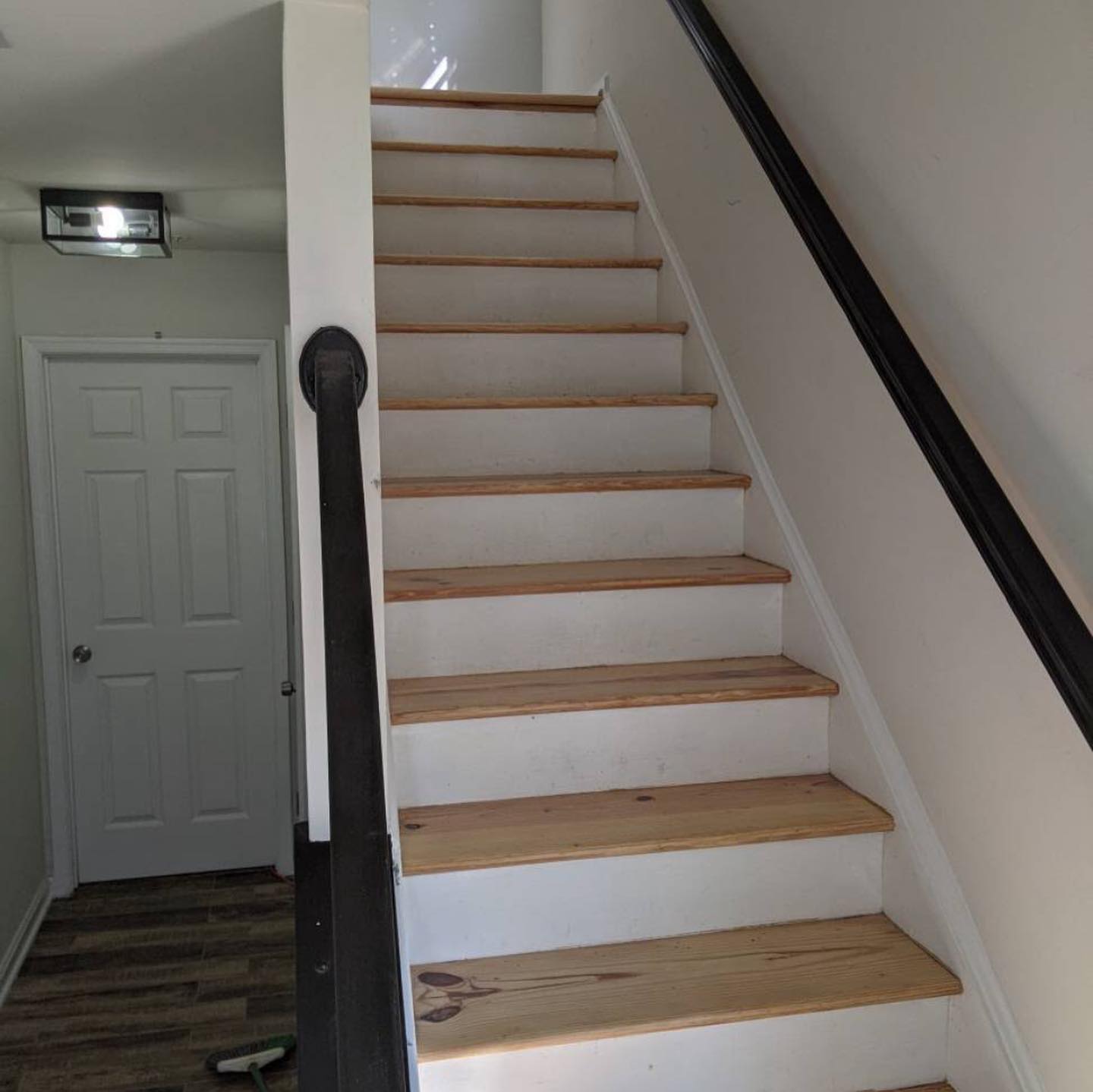 How to match your staircase with the rest of your home’s flooring 3 159094218 426908741744626 1631593679968898040 n 546ea7c86444410615ae
