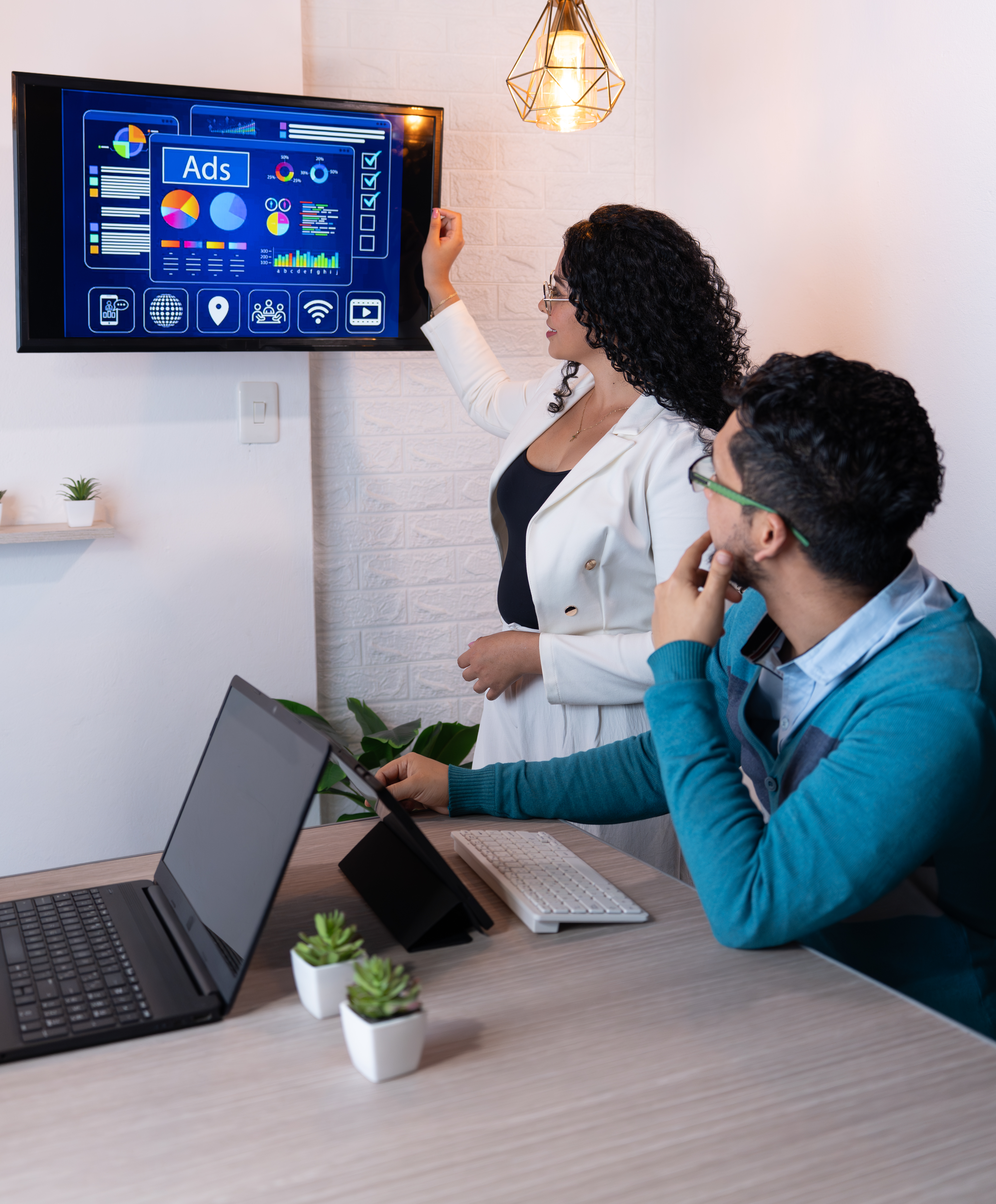 Data presentation dashboard