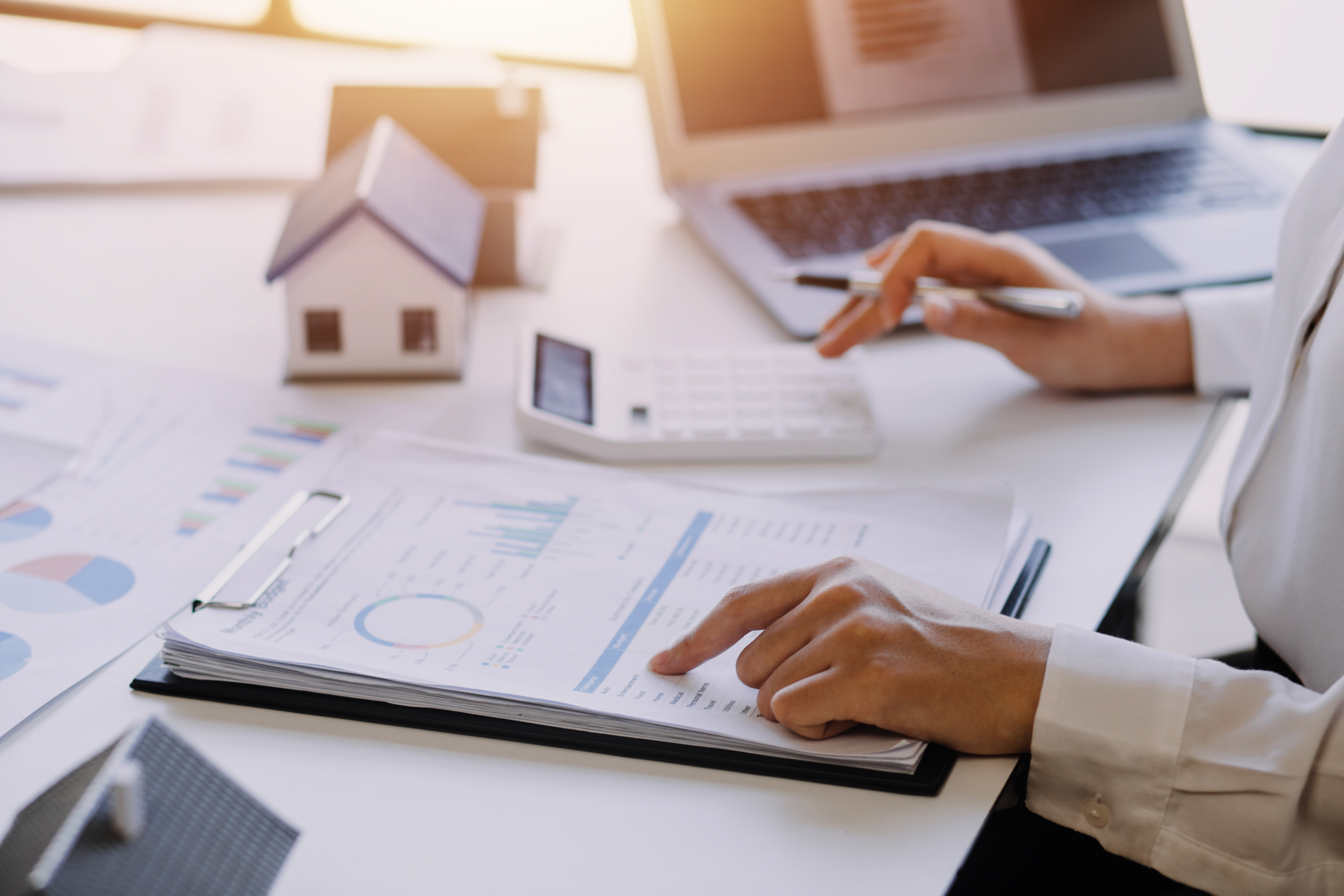 Mastering Earnest Money Deposits: A Strategic Guide for Investors