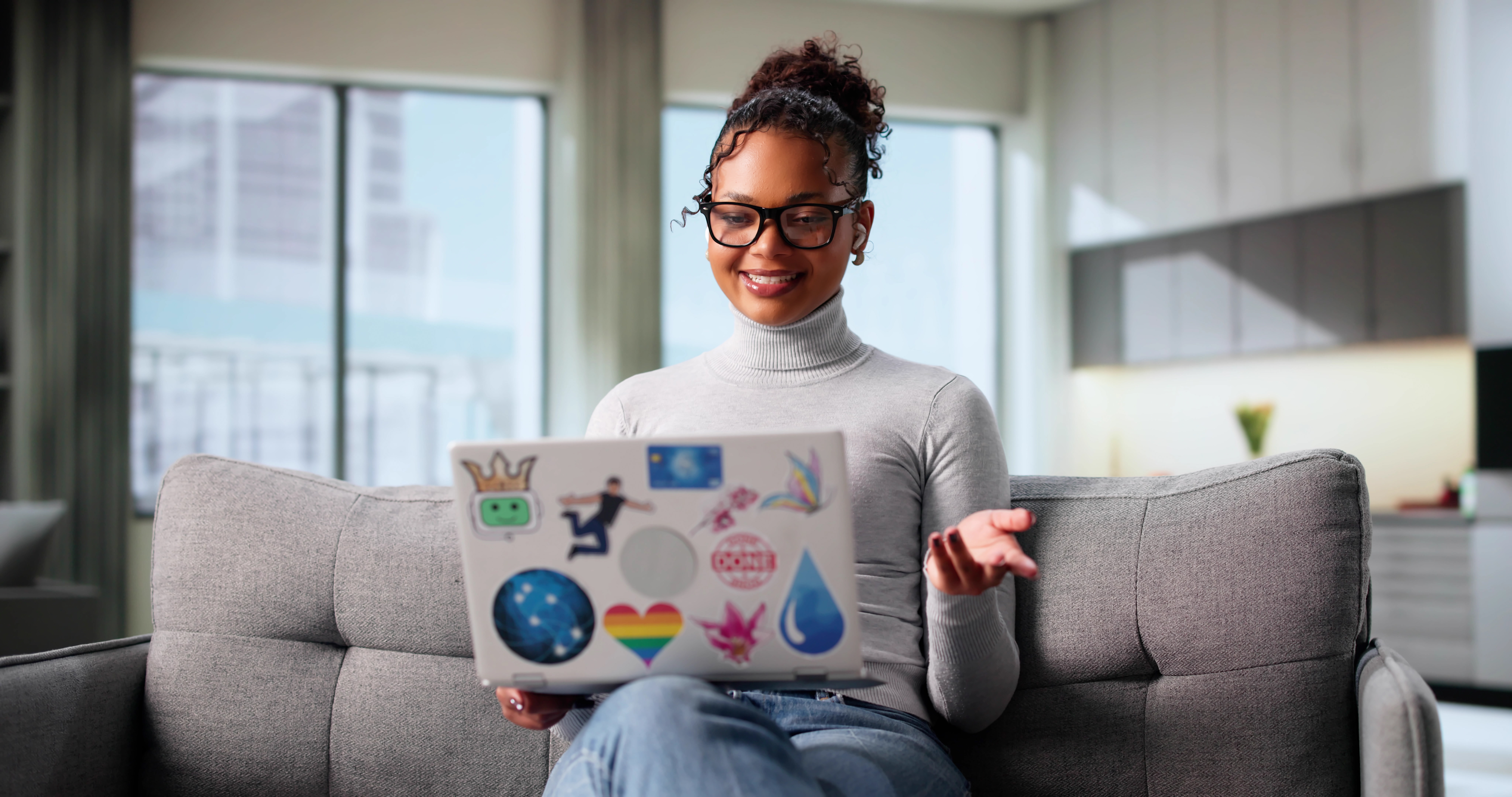 African American Woman Participating In Virtual Co 2ad553e45167fe04d2b2