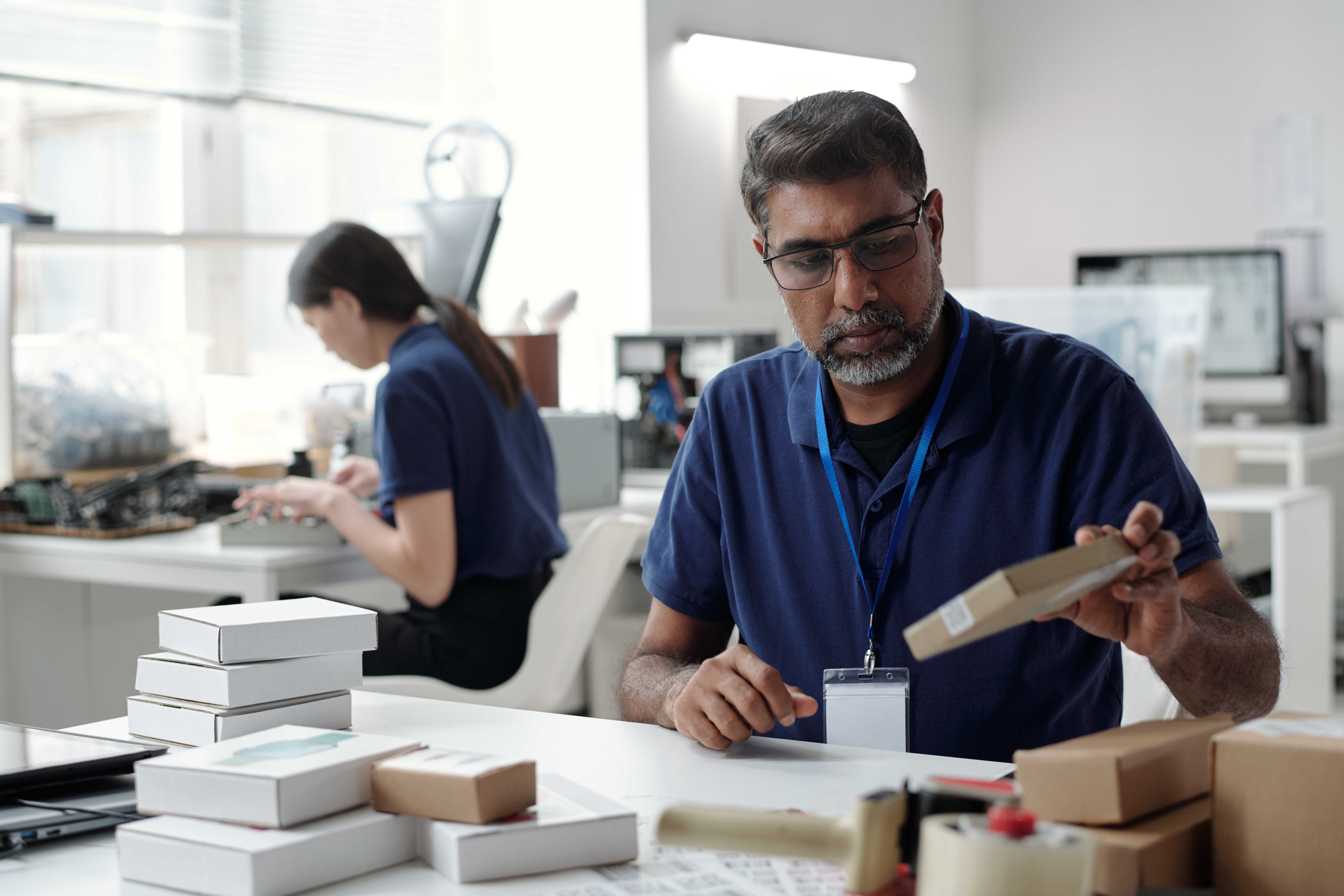 Why expert guidance is the secret to stress‑free plastic fabrication 2 analyzing product in modern office environment 402471f94fd39b763e54