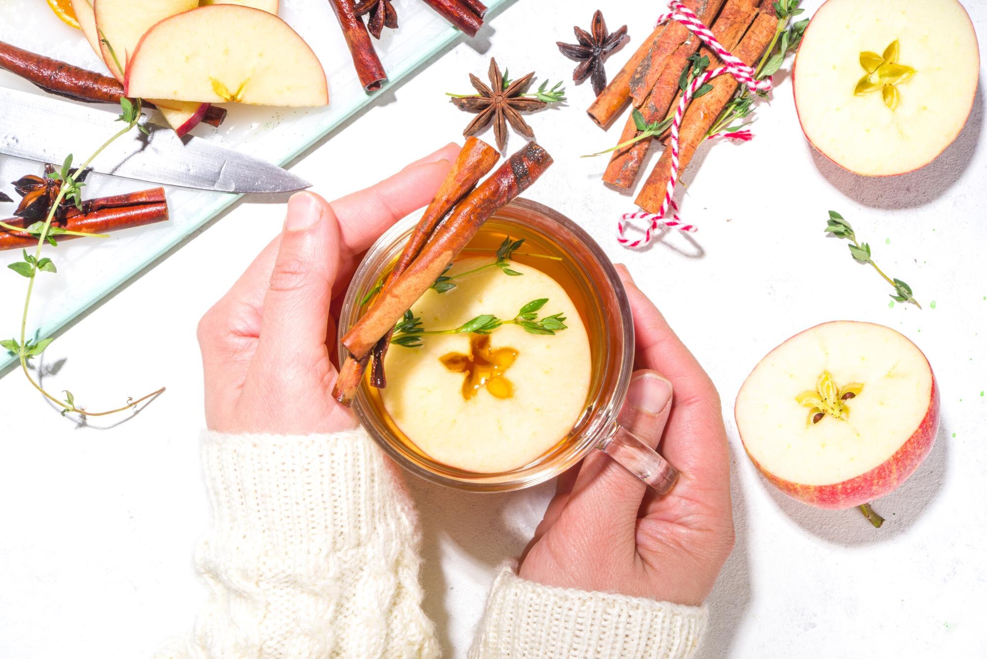 hot apple cinnamon drink