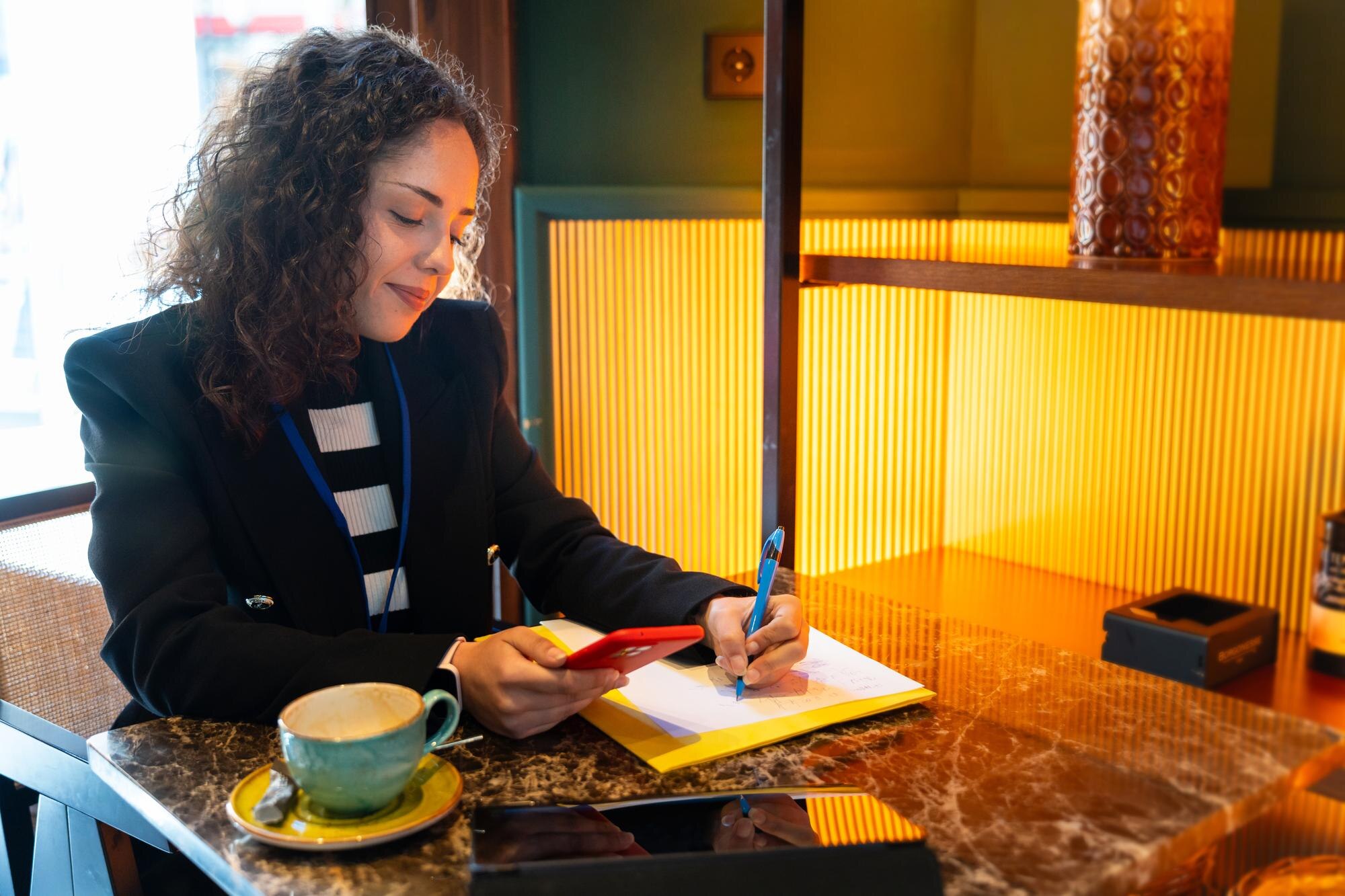 Diagnóstico fiscal especializado: maximiza deducciones y libera capital en Airbnb y restaurantes