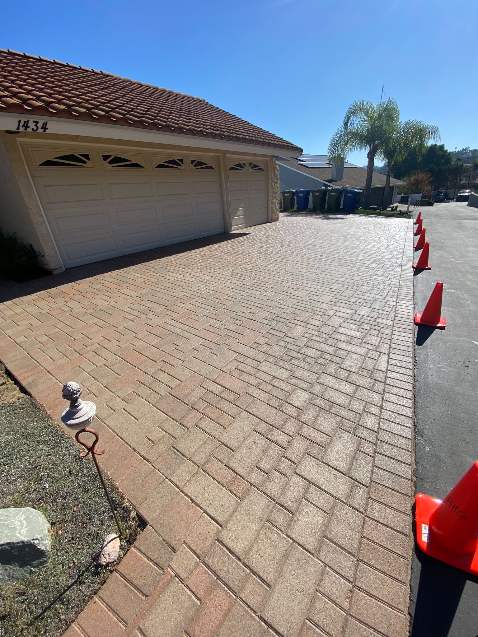 alt="driveway installation by Calcleanseal in Carmel Valley San Diego"