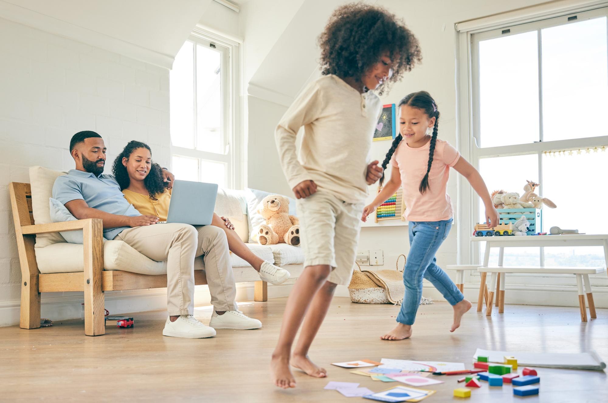 big family toys and children running with parents a624d9b6dbd122f1ad17