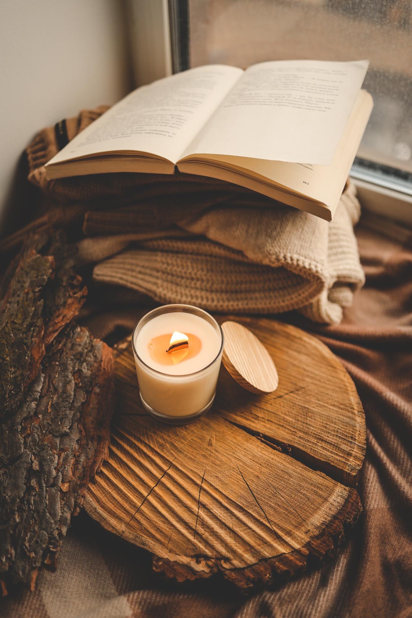 burning candle in home interior autumn aesthetics 5a9ece727b4edf85fa41