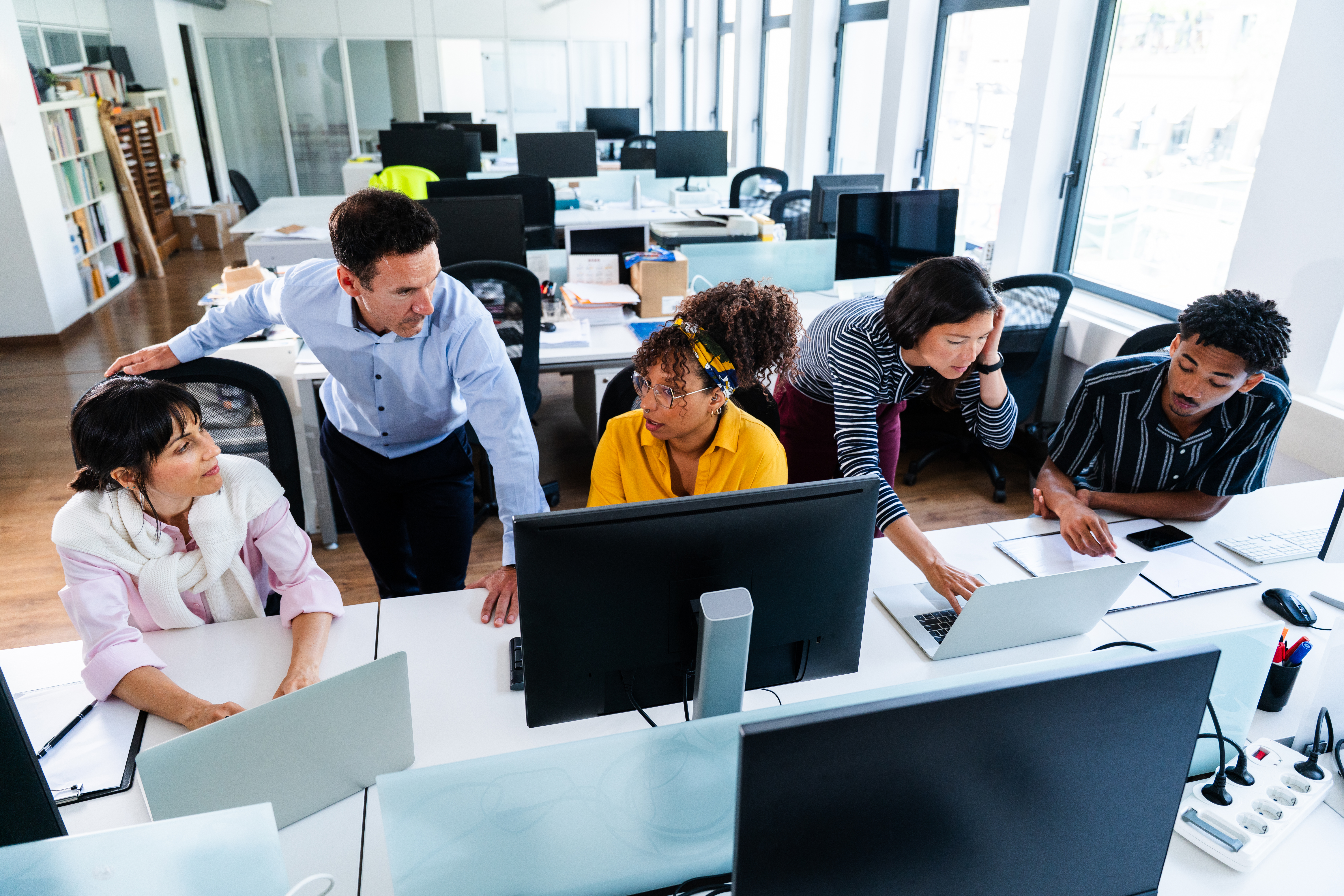 business people cooperating and working on compute 3476da3a709bd9d68167