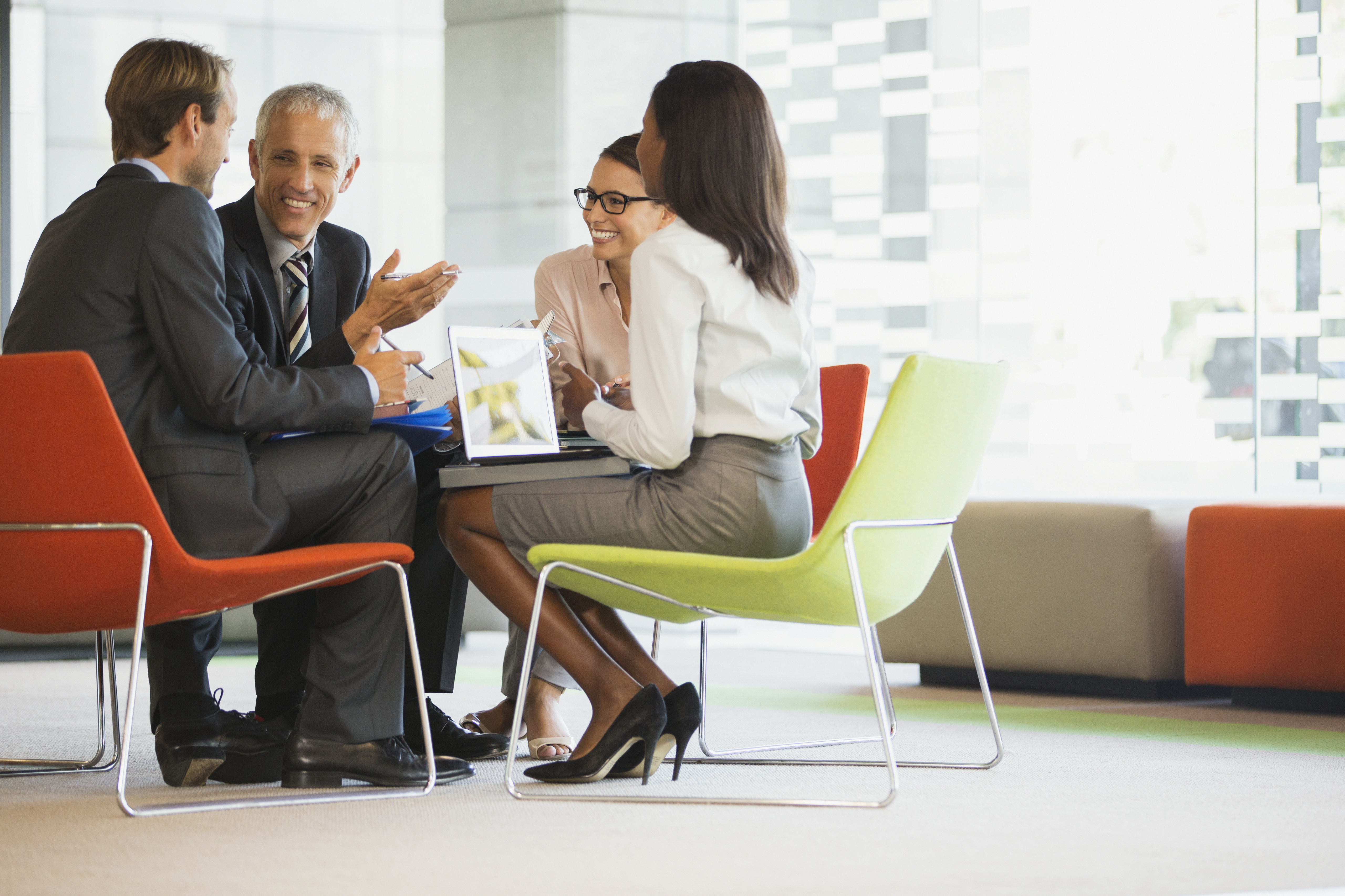 La Diferencia que Hace la Especialización Contable en Tu Industria: ¡Ahorra en Lugar de Pagar de Más!