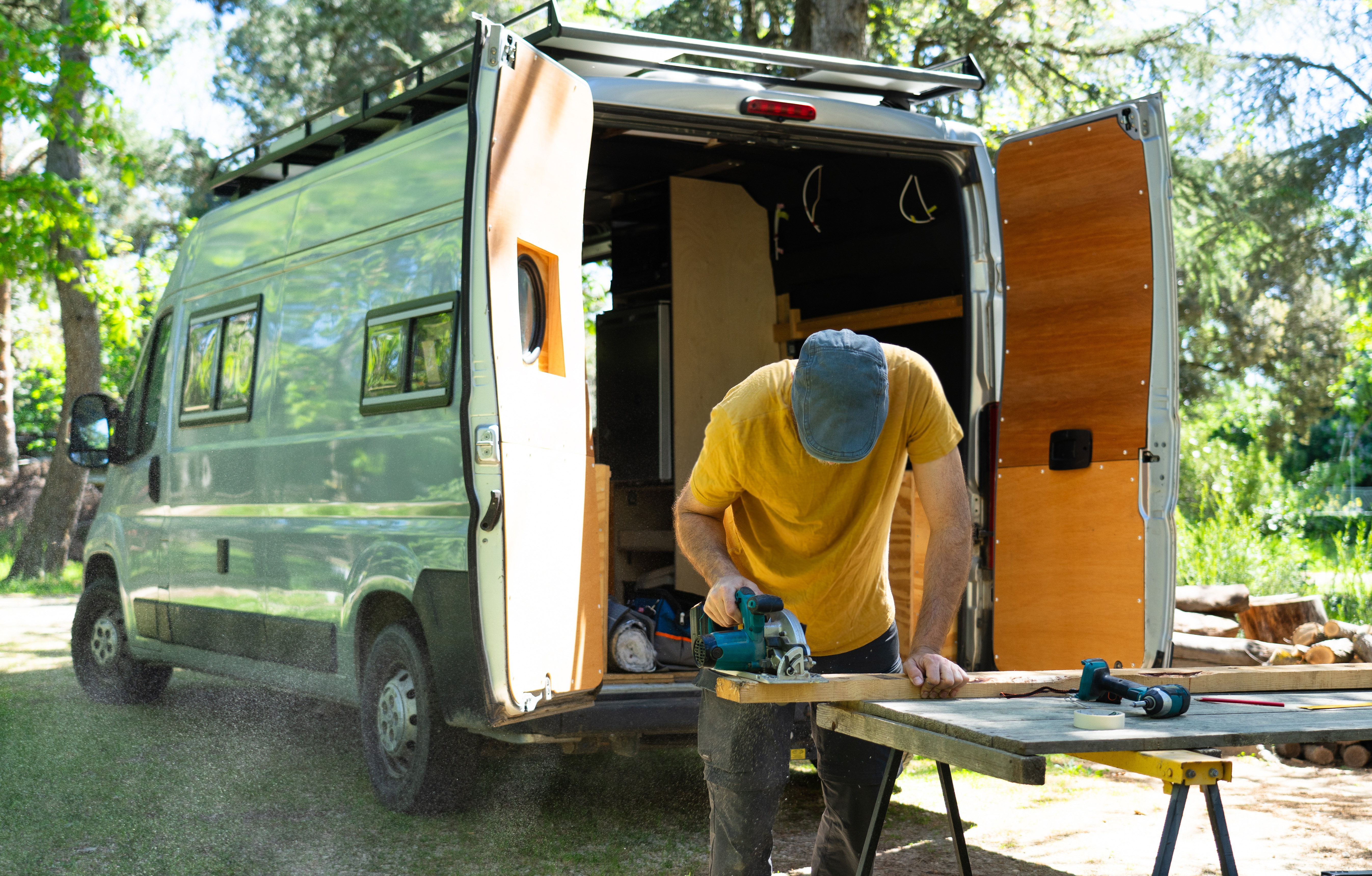 Transforma tu Furgoneta con Muebles Abatibles: ¡Más Espacio, Más Libertad! Transforma tu Furgoneta con Muebles Abatibles: ¡Más Espacio, Más Libertad!
