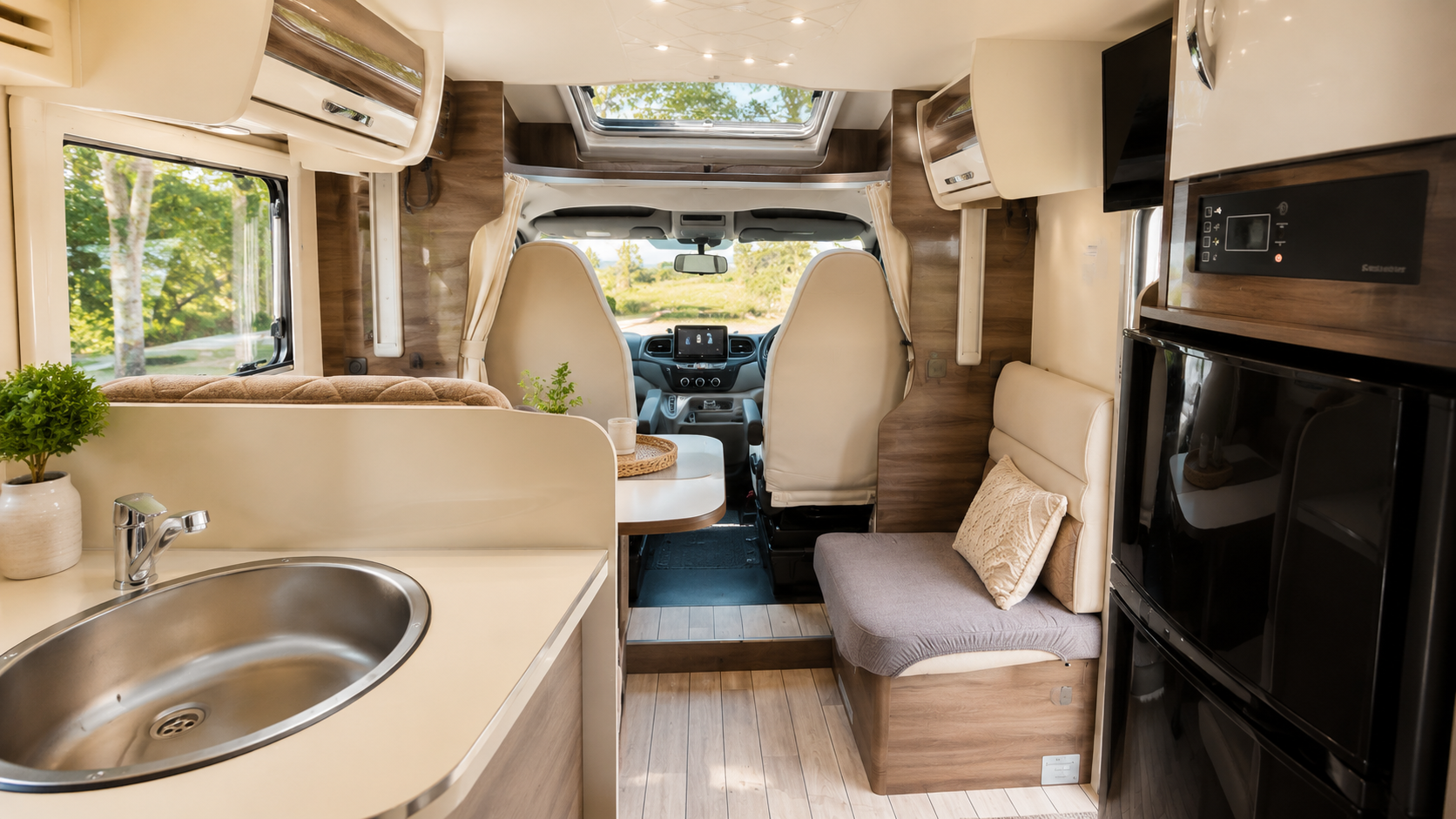 Guía para elegir tu autocaravana en julio: libertad, confort y menos imprevistos por Europa