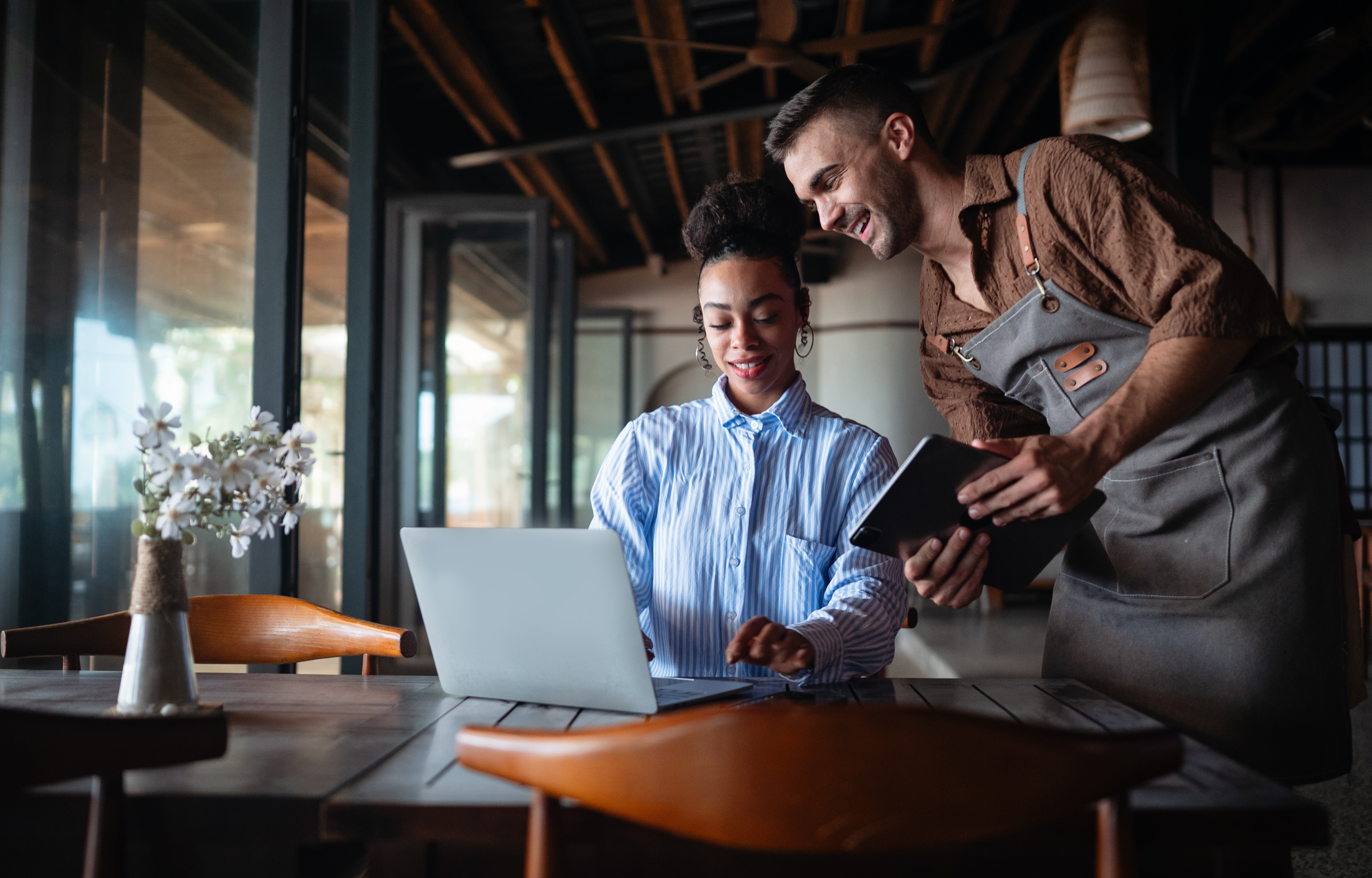 Claves para Simplificar la Contabilidad de tu Restaurante y Mejorar la Experiencia del Cliente