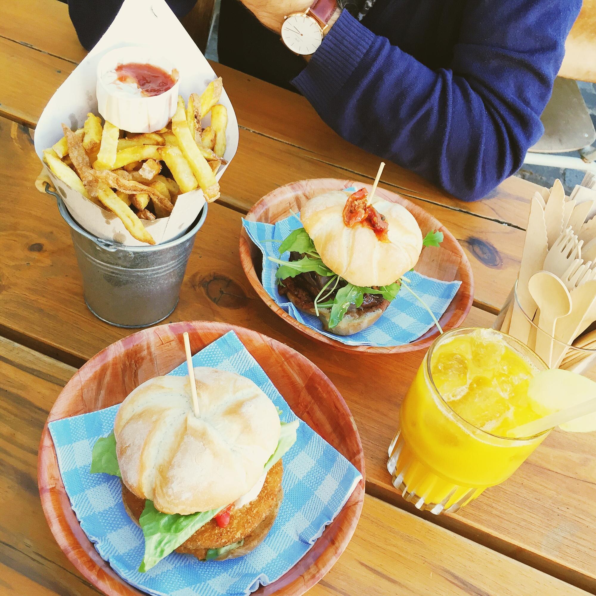 Fast, Fresh, and Family‑Approved: Why Jubilee Juice & Grill Brings Everyone to the Table 3 close up of served food in plate 6aa15ab262c778b43186
