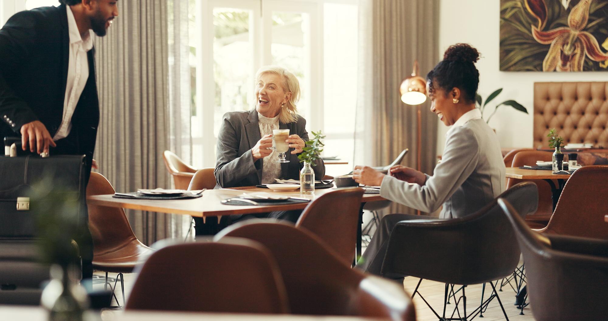 Estrategias para maximizar deducciones fiscales en Airbnb y restaurantes (sin riesgos ante el SAT)