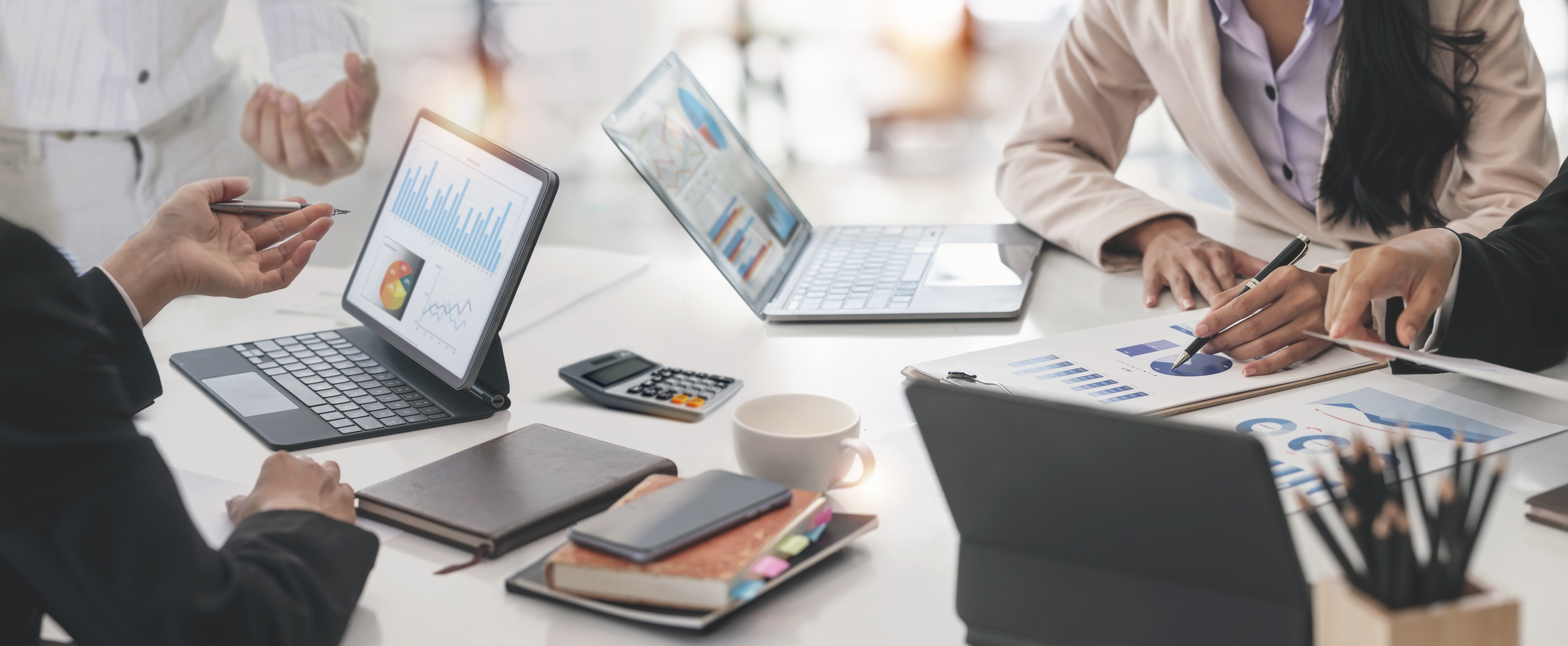 Overcoming Marketing Overwhelm: Practical Tips to Stay Focused and Confident