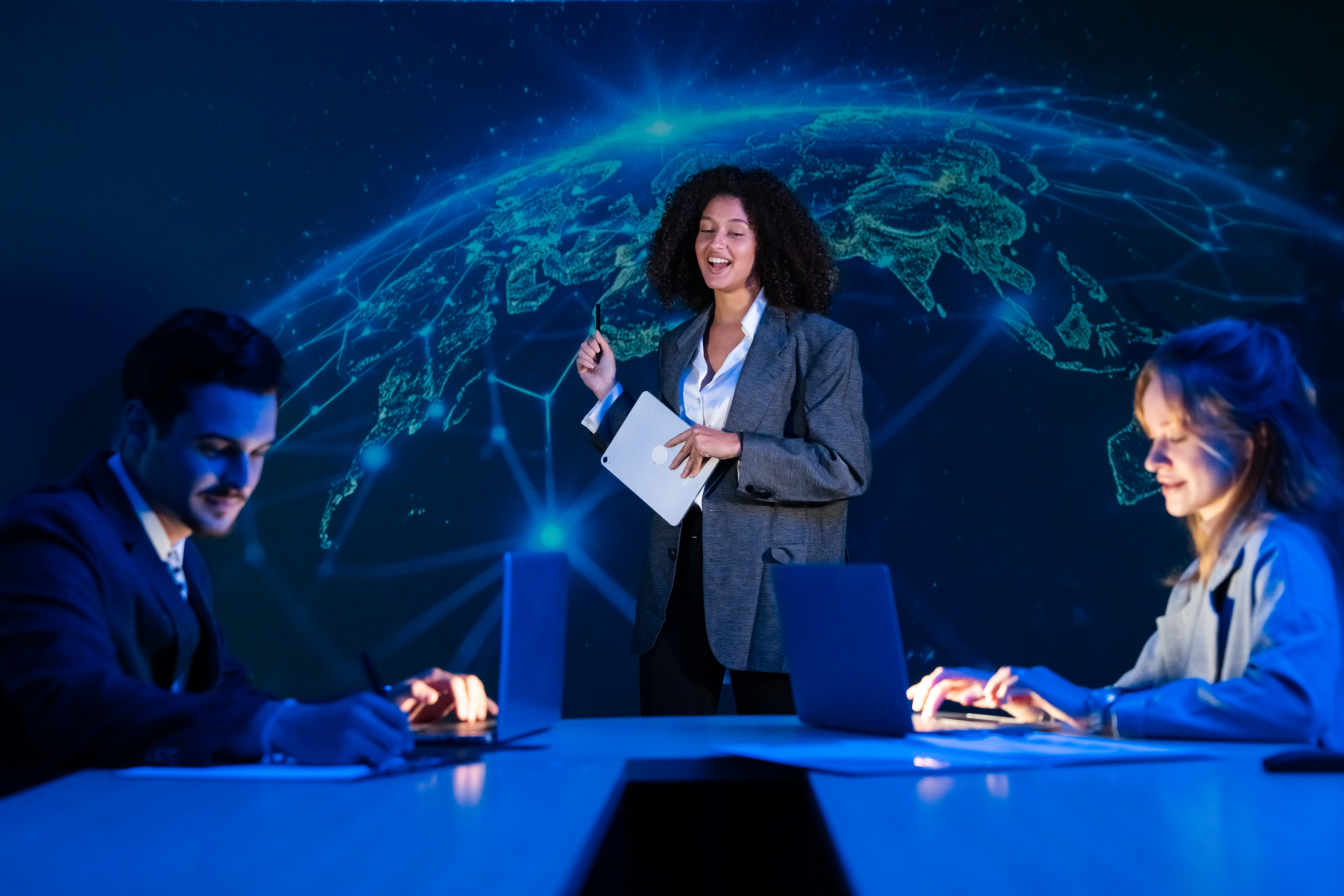 diverse business team in a meeting with a female cb77c5c093ff1df2f6be