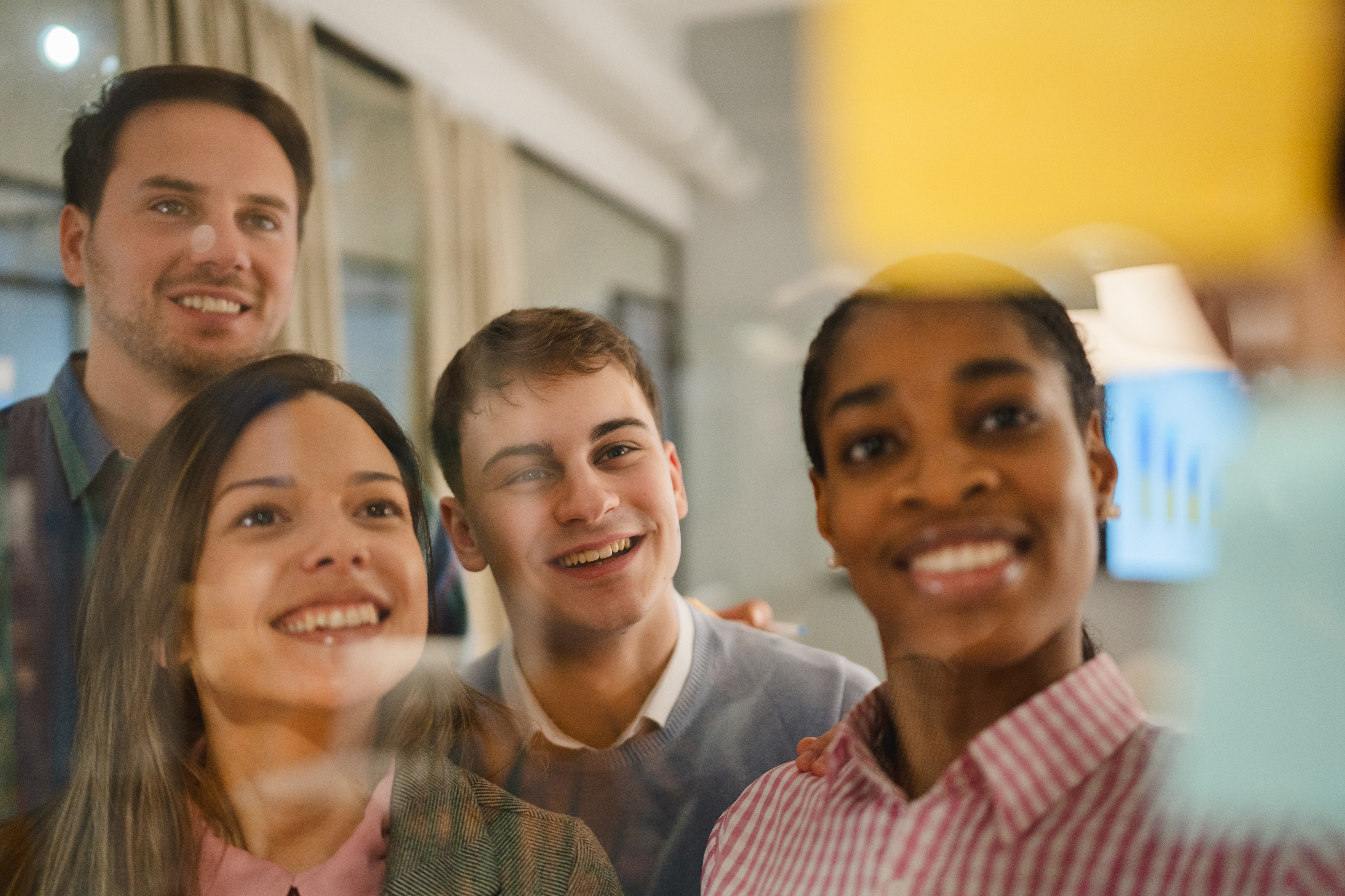 Micromanagement: The Silent Sales Killer – Lead Smarter, Not Harder