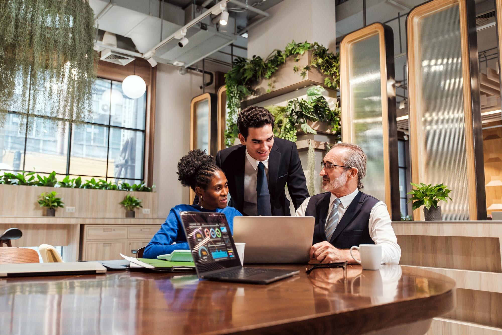 Impulsa tu Negocio con Tecnología en la Nube: Una Revolución Contable para Airbnb y Restaurantes