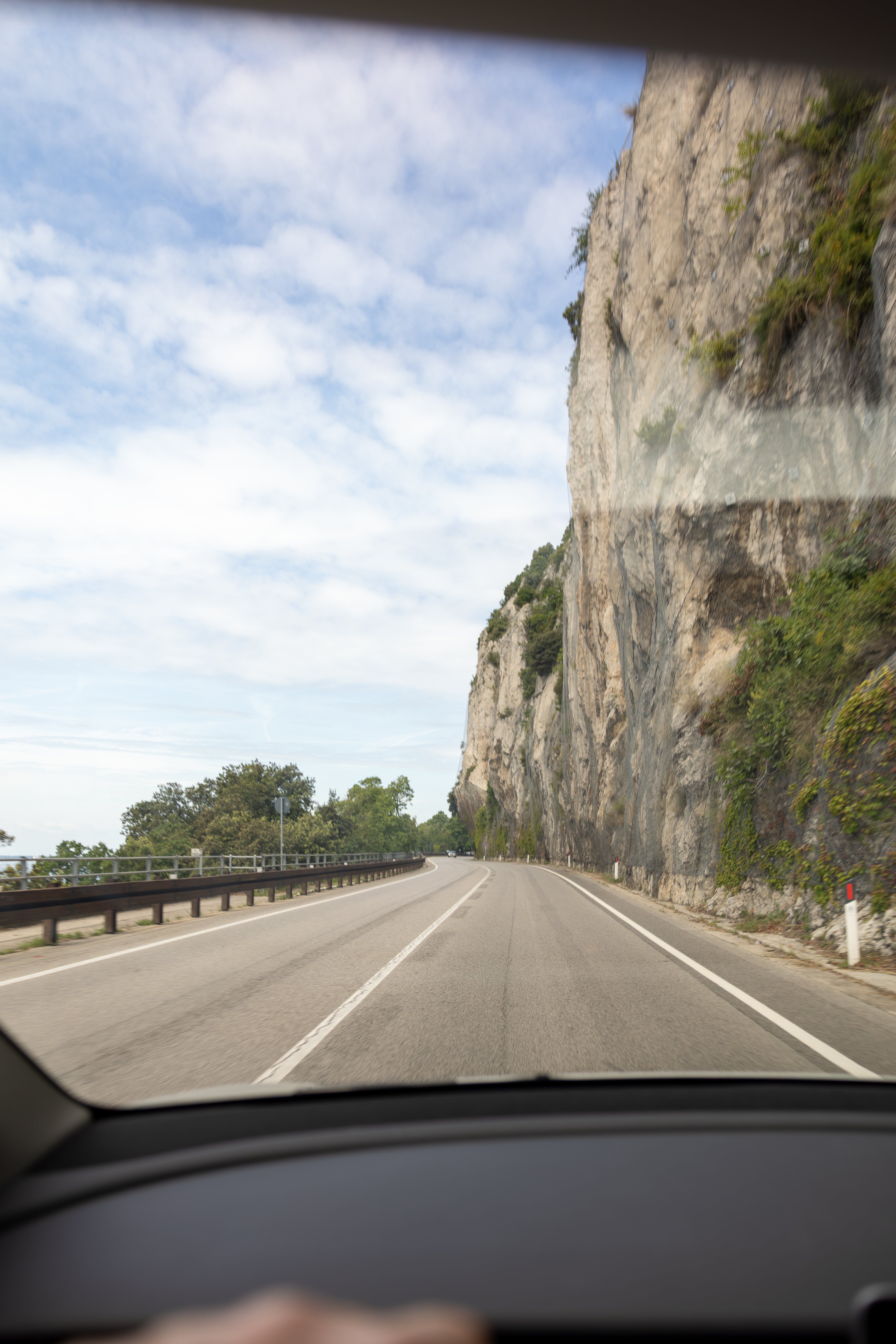 driving the amalfi coast road by dramatic cliffs ce8ecc6e20daedca300e BTOURS