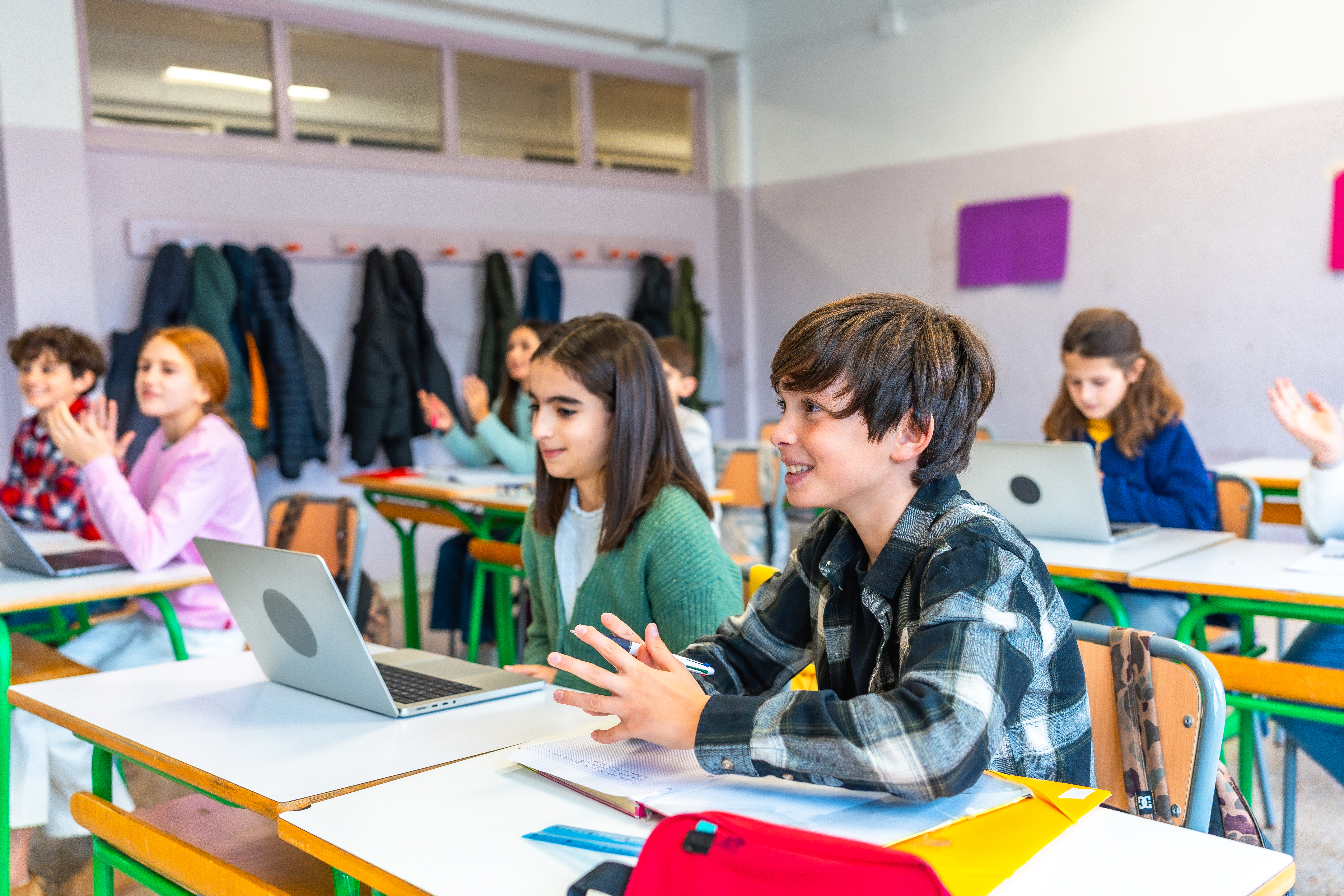 Elementary School Students Learning And Interactin 78ccf2e744ca273ce5a8