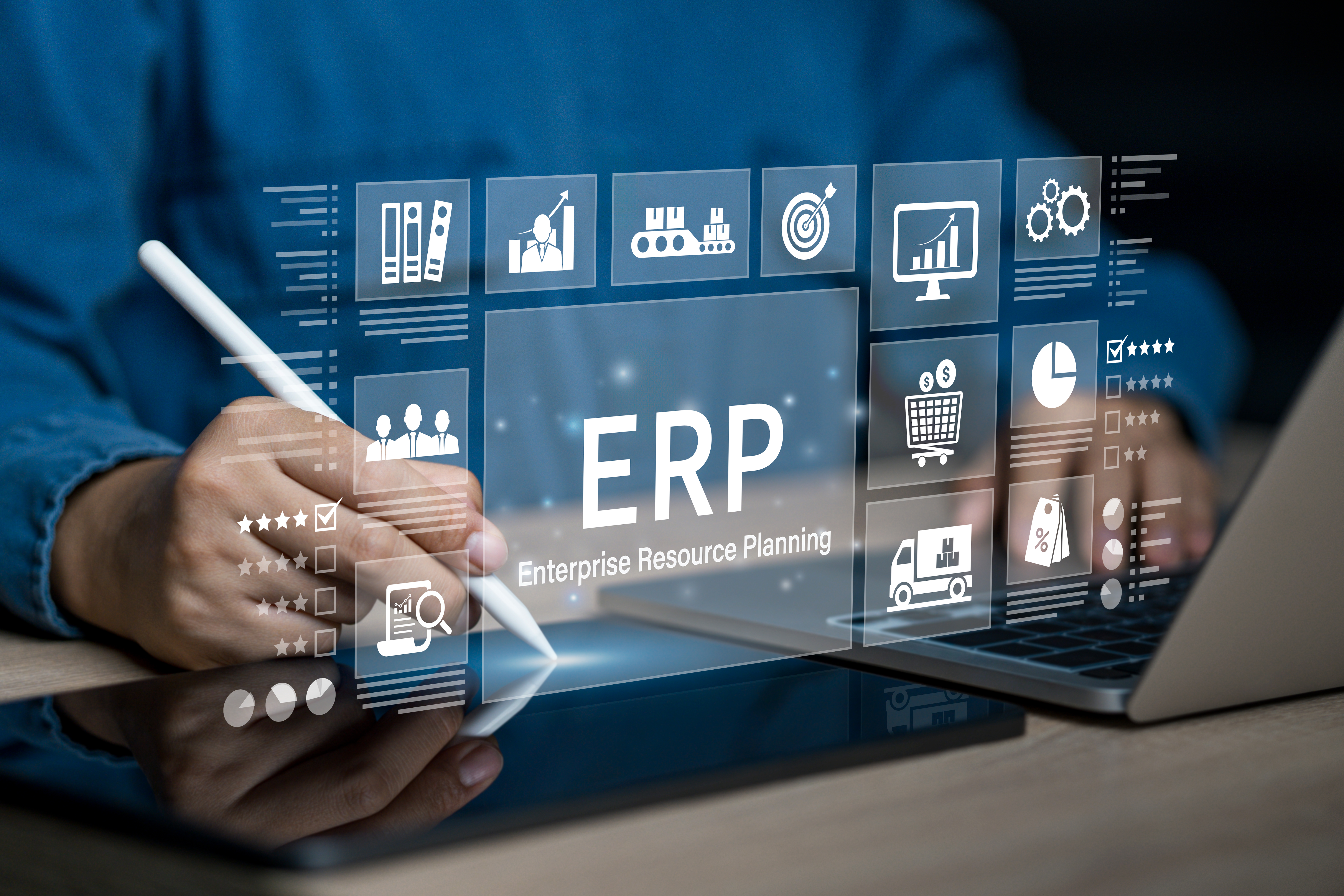 Transforma la eficiencia de tu tienda online con integración avanzada de erp y crm