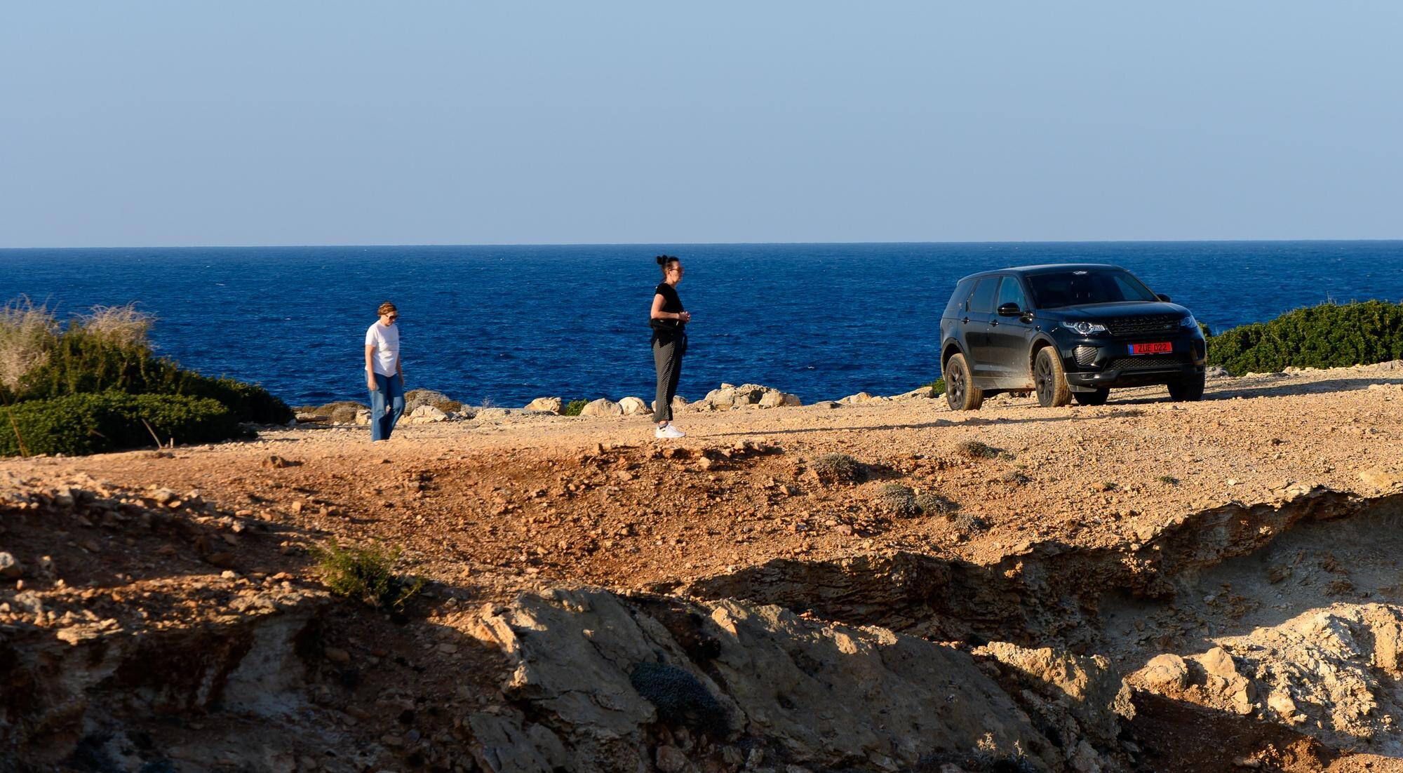 Freedom Meets Confidence: Why Self‑Drive Tours Suit Today’s Traveller 4 exploring a rugged coastline with a black suv besi 9073bc07b6267d655947 BTOURS