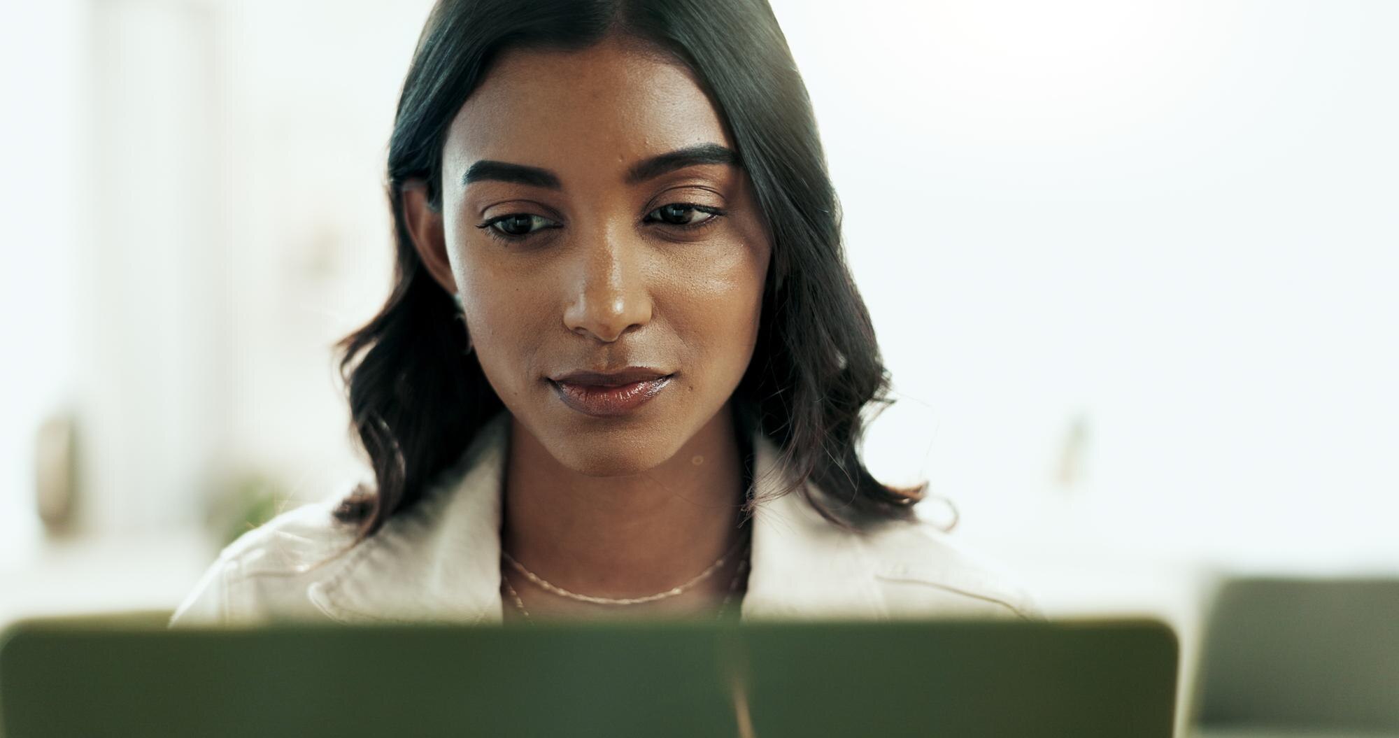 How To Check Your Australian Visa Expiry Date And Conditions Online (Vevo, Myvevo And Immiaccount) 1 Face Laptop And Remote Work With Indian Woman In H Ae8785Ffa1213C3236F5