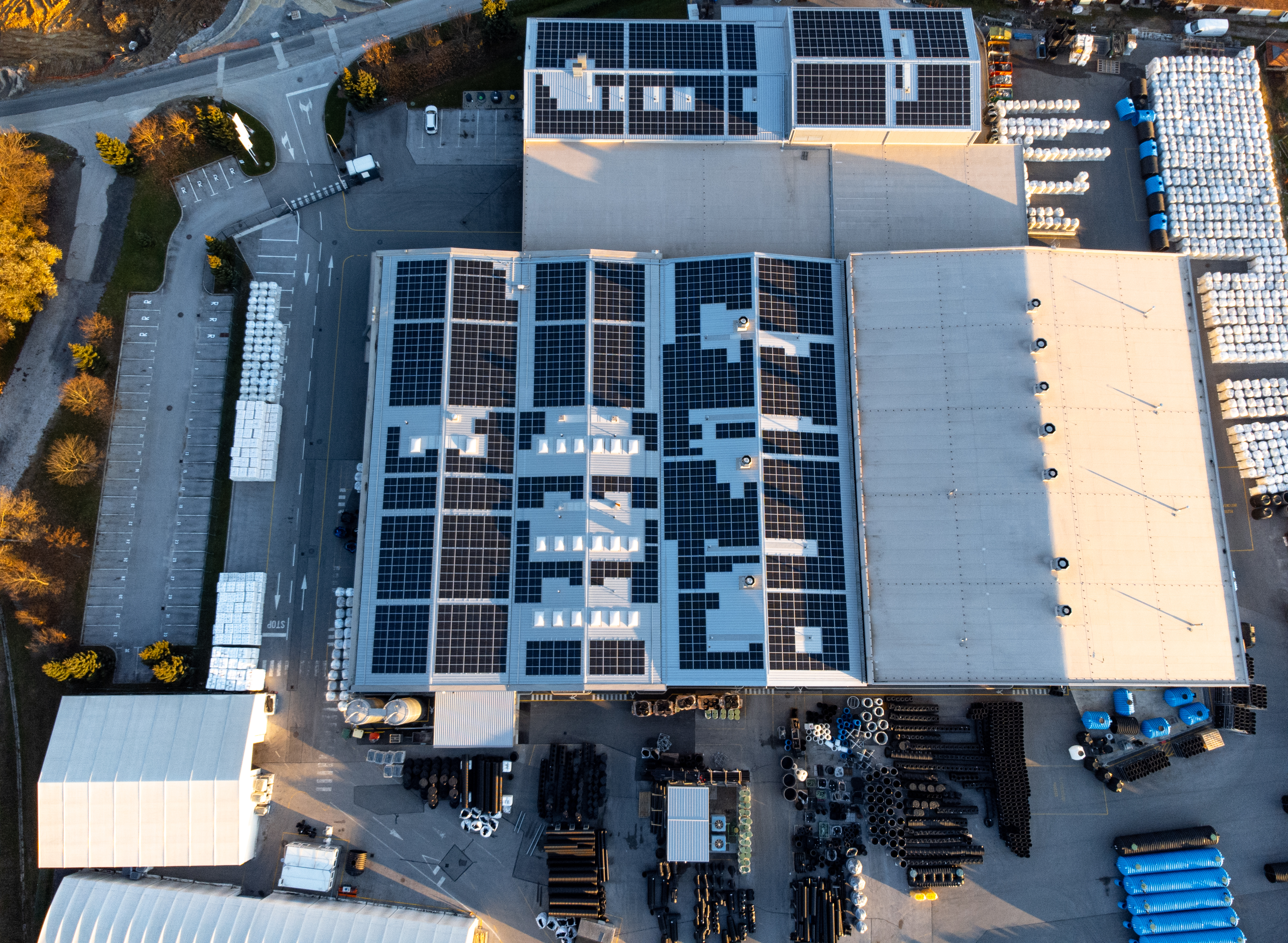 this business took advantage of battery storage for manufacturers.