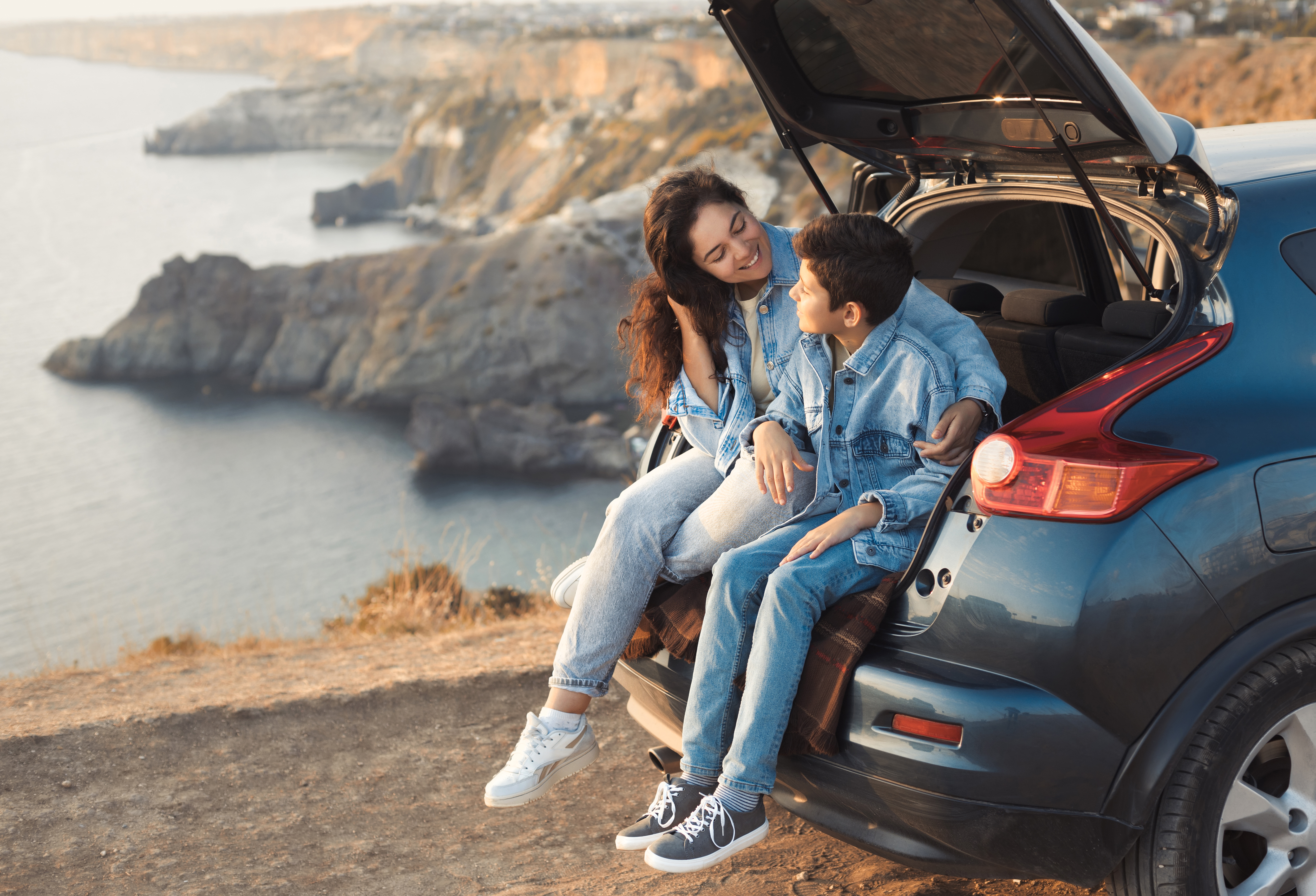 family trip to the mountains by car mom is having 2407481a96e2cb16440c BTOURS