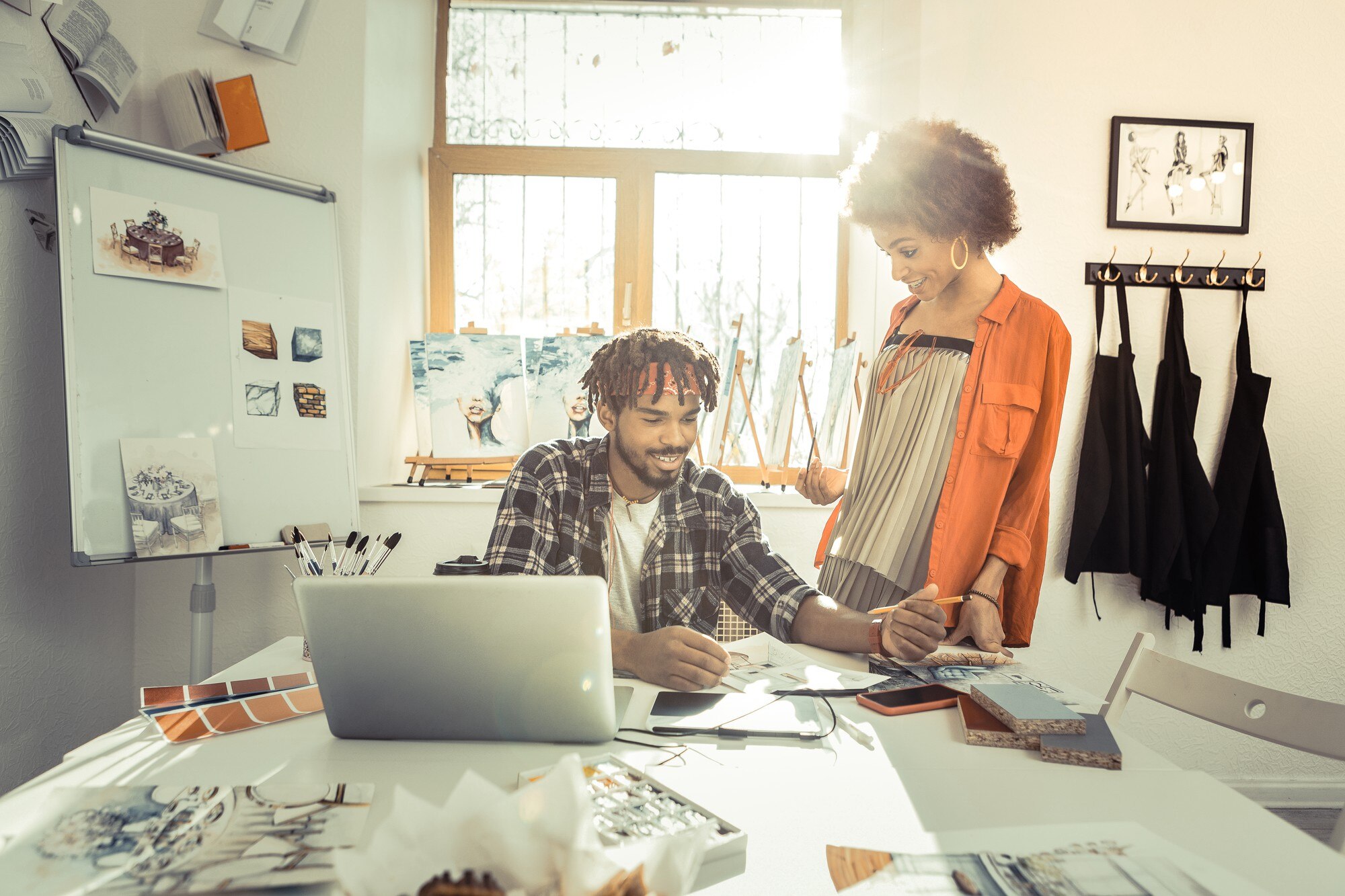 fashion project stylish fashionable couple feelin 68a81e2f5a20034d7001