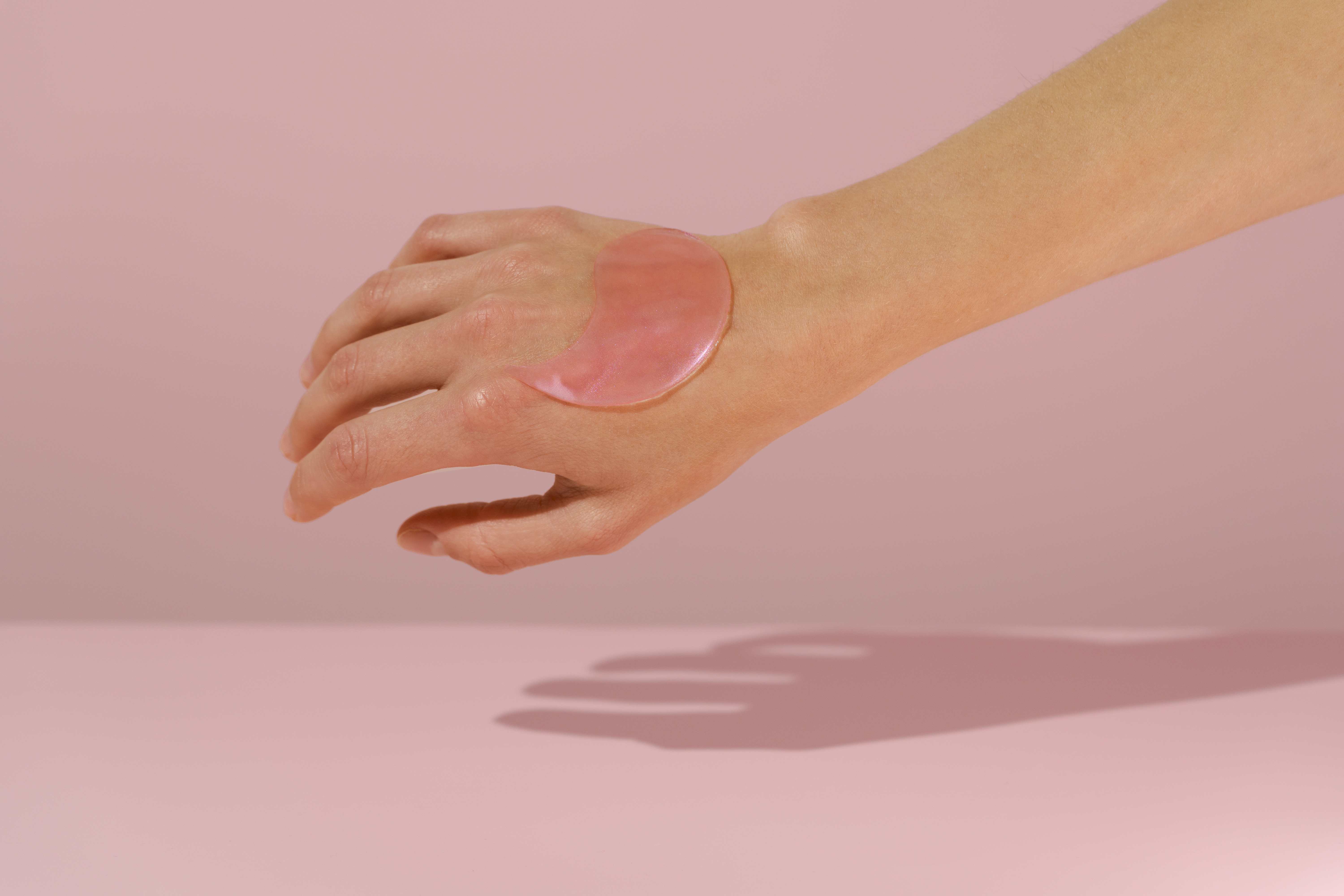 Avoid common mistakes when ordering custom plastics online: a practical Aussie checklist 1 female hand with pink hydrogel eye patch showing t 532ad8a790cac57c5cbf