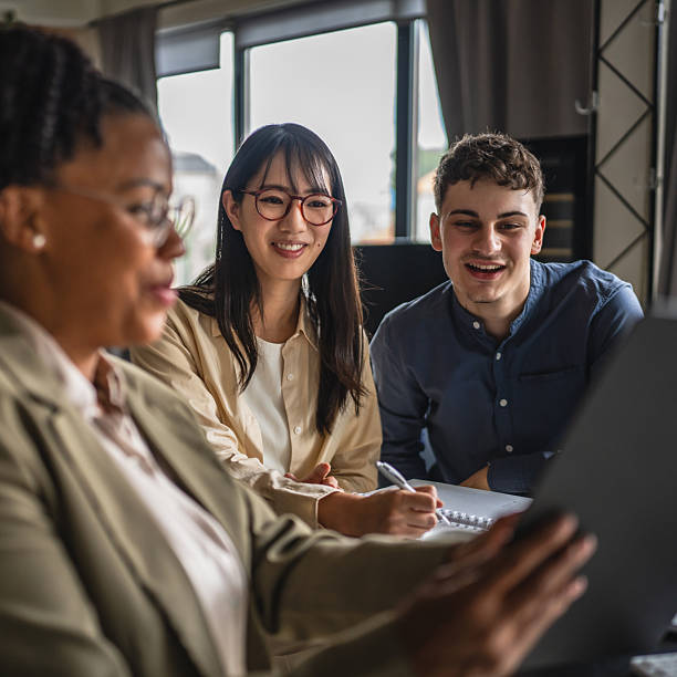 Remote Healthcare Marketing Jobs: Build, Manage, or Partner for a High-Performing Remote Team