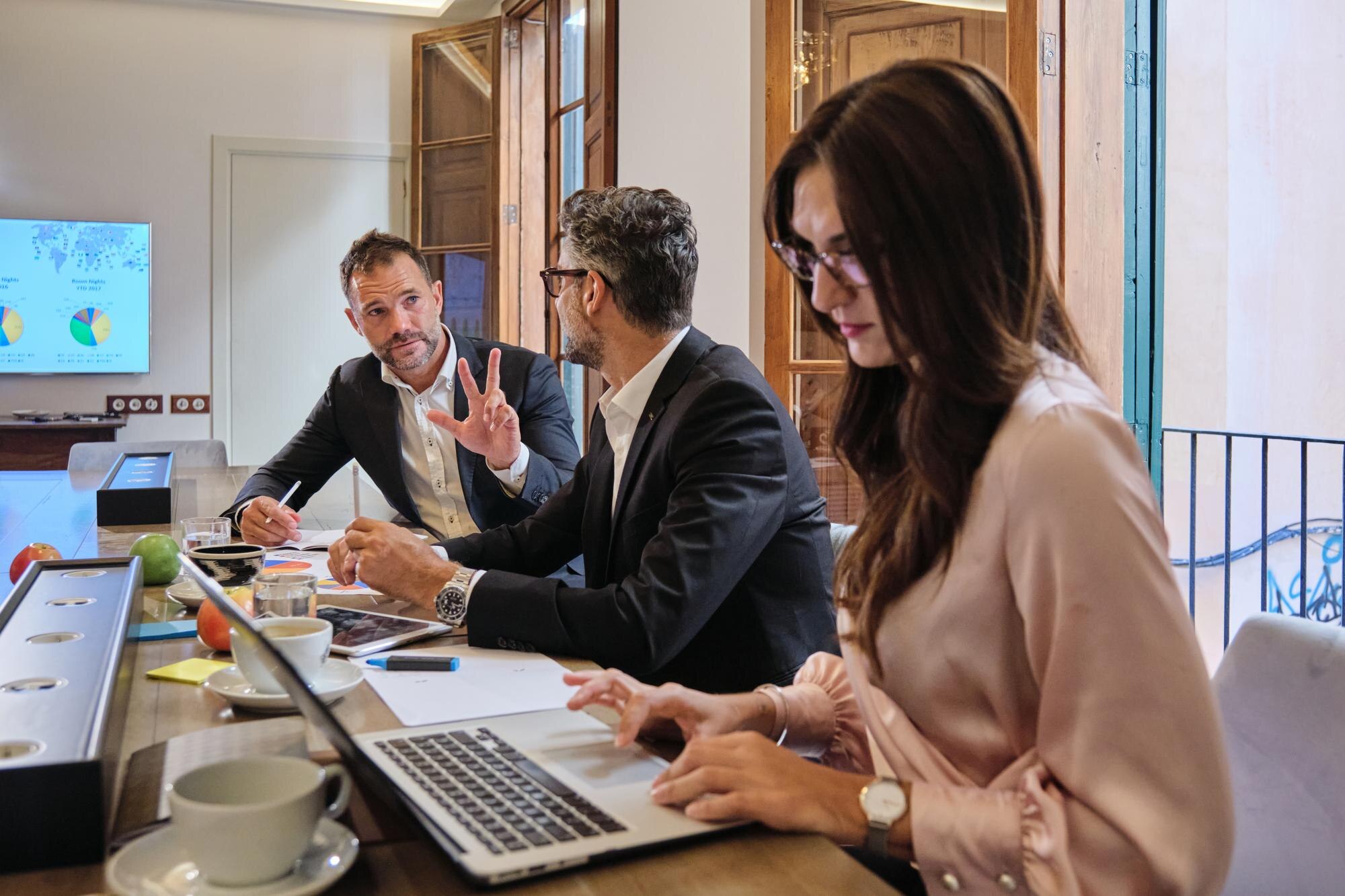 Optimiza tus Impuestos en Airbnb para Maximizar tus Ingresos sin Riesgos