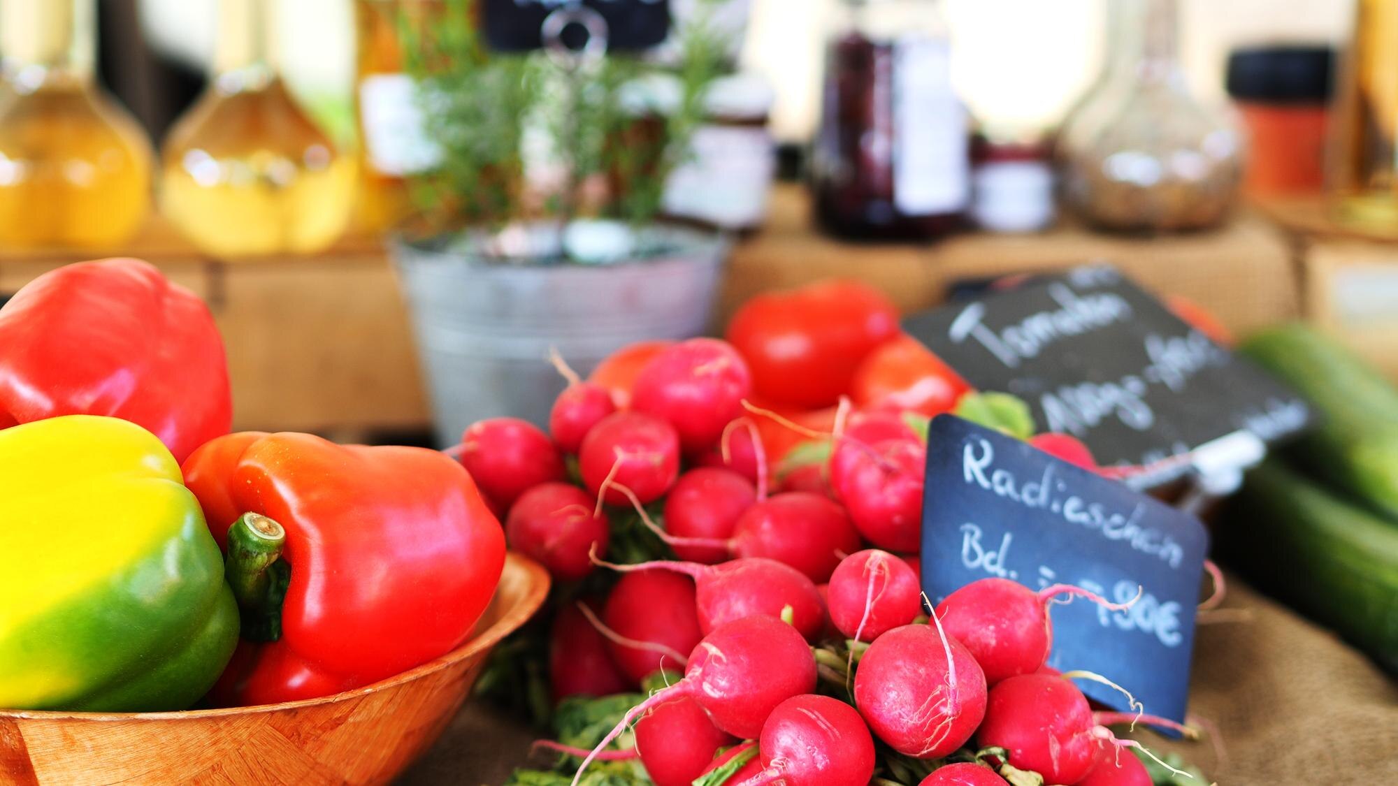 Blog Posts - Storytelling Strategies 5 fruits for sale at market stall 4da7b22be8d53280a81a