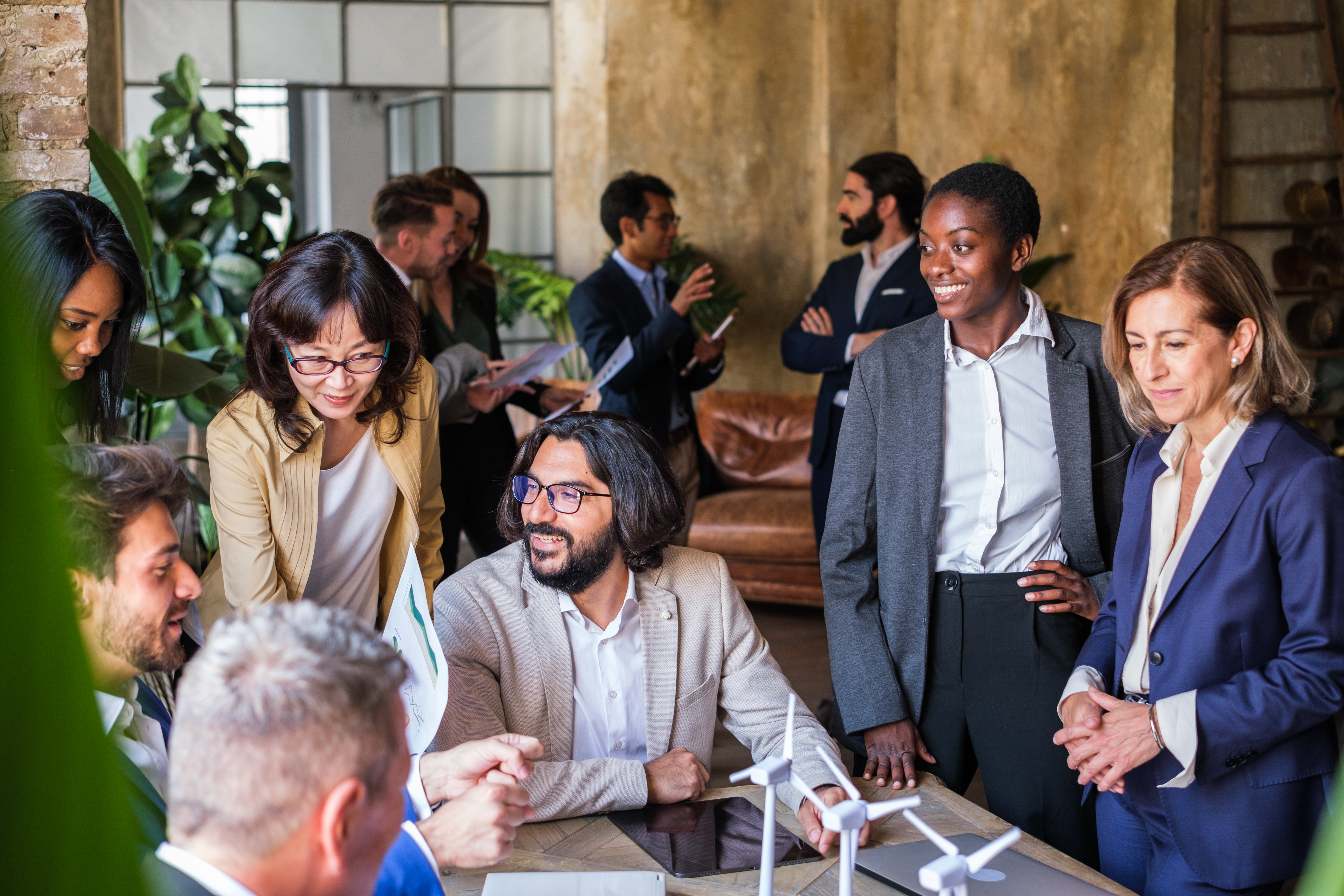 Mastering Leadership in Dynamic Energy Markets: The GeoModes Approach 3 group of businessmen carrying out innovation to im 1ec7006548d91975f2cc