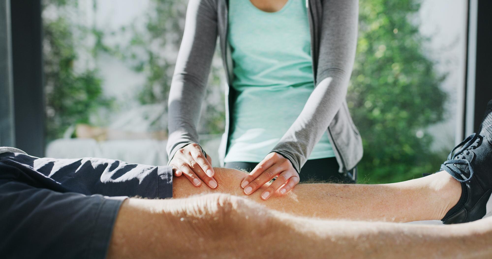 hands knee massage and physical therapist with old 379f414ba5742413f895