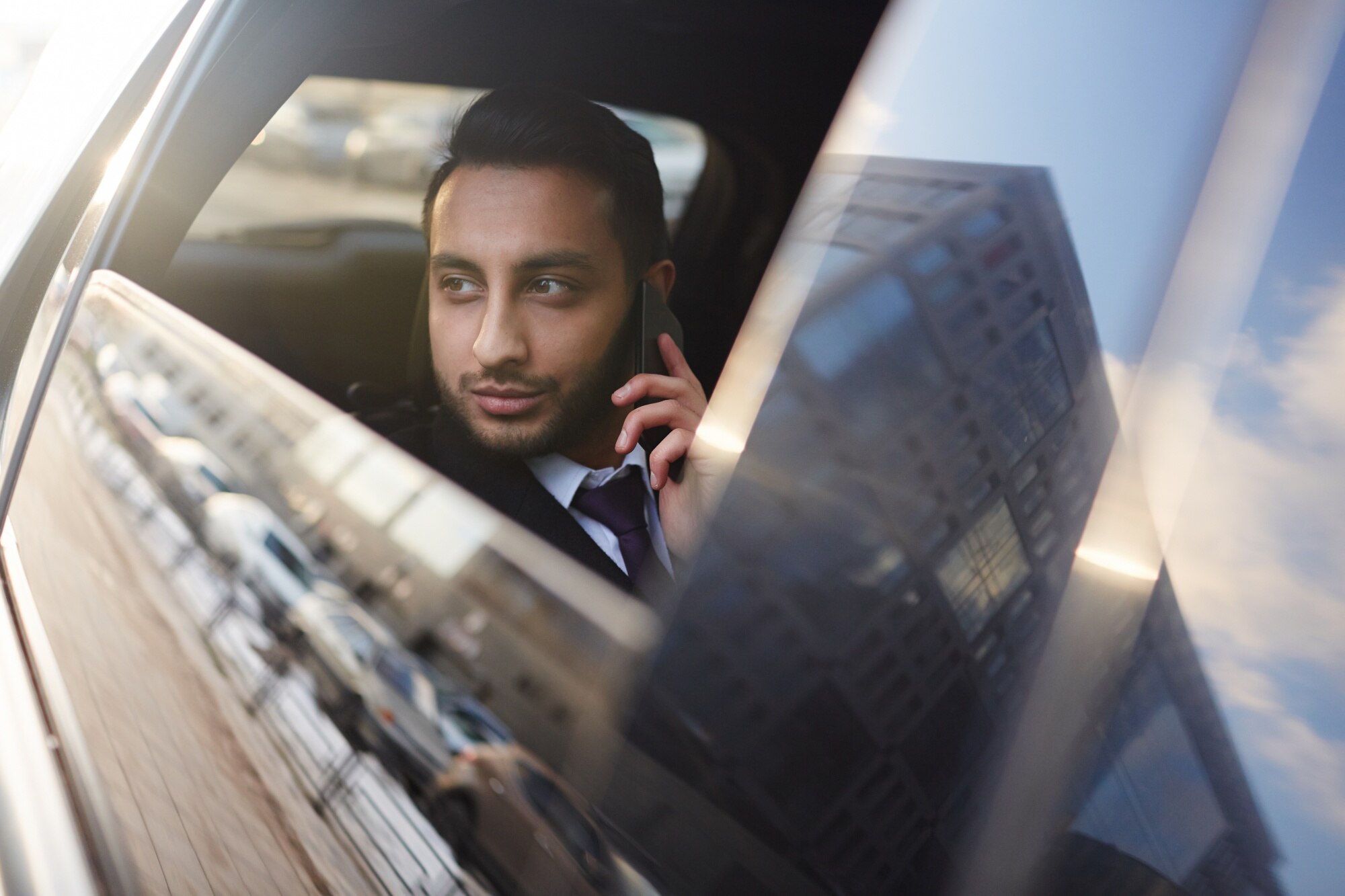 Mak Louren Executive Chauffeur - Premium City-to-City Luxury Car Service