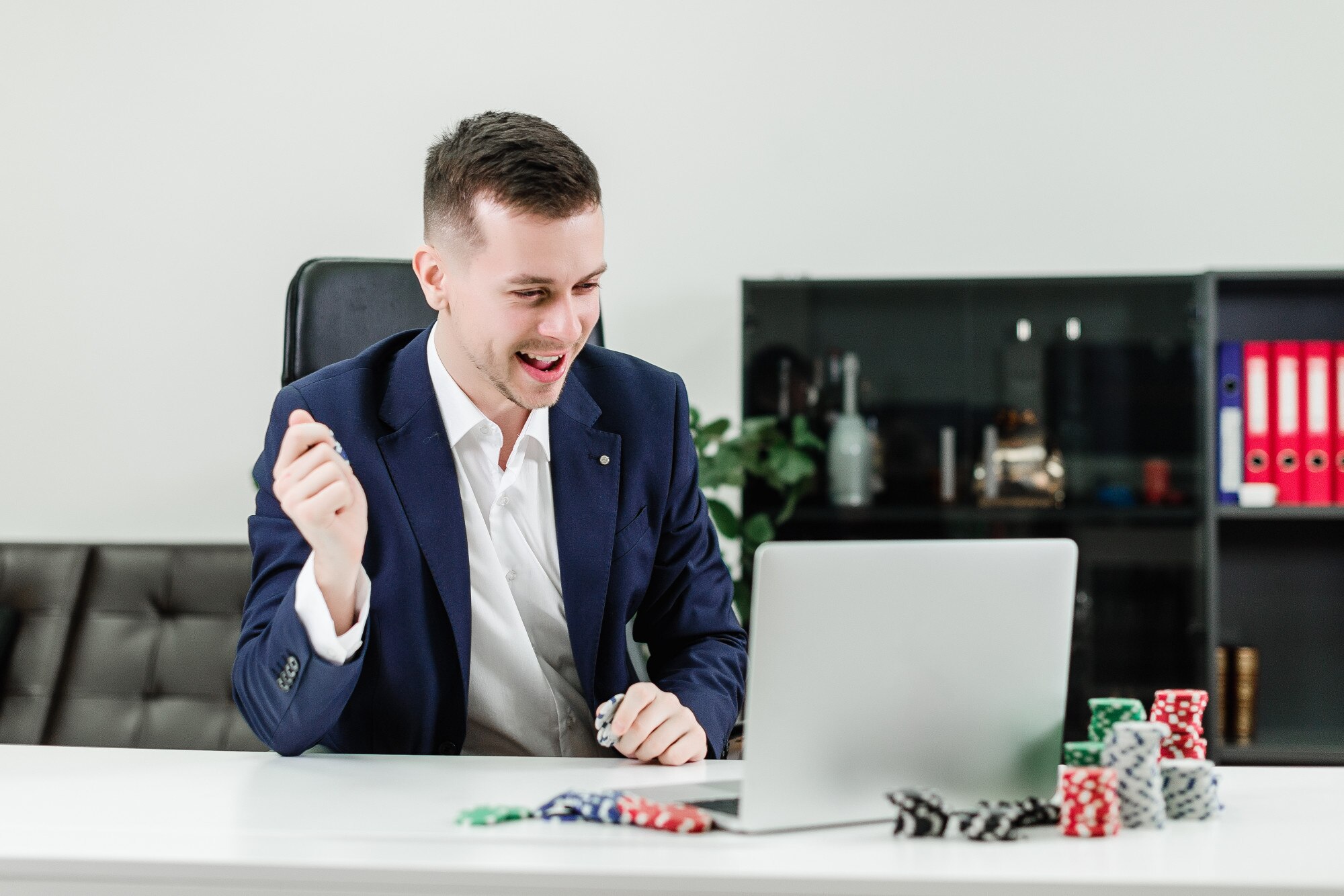 Striking the Balance: Fun and Safety in Online Casinos 3