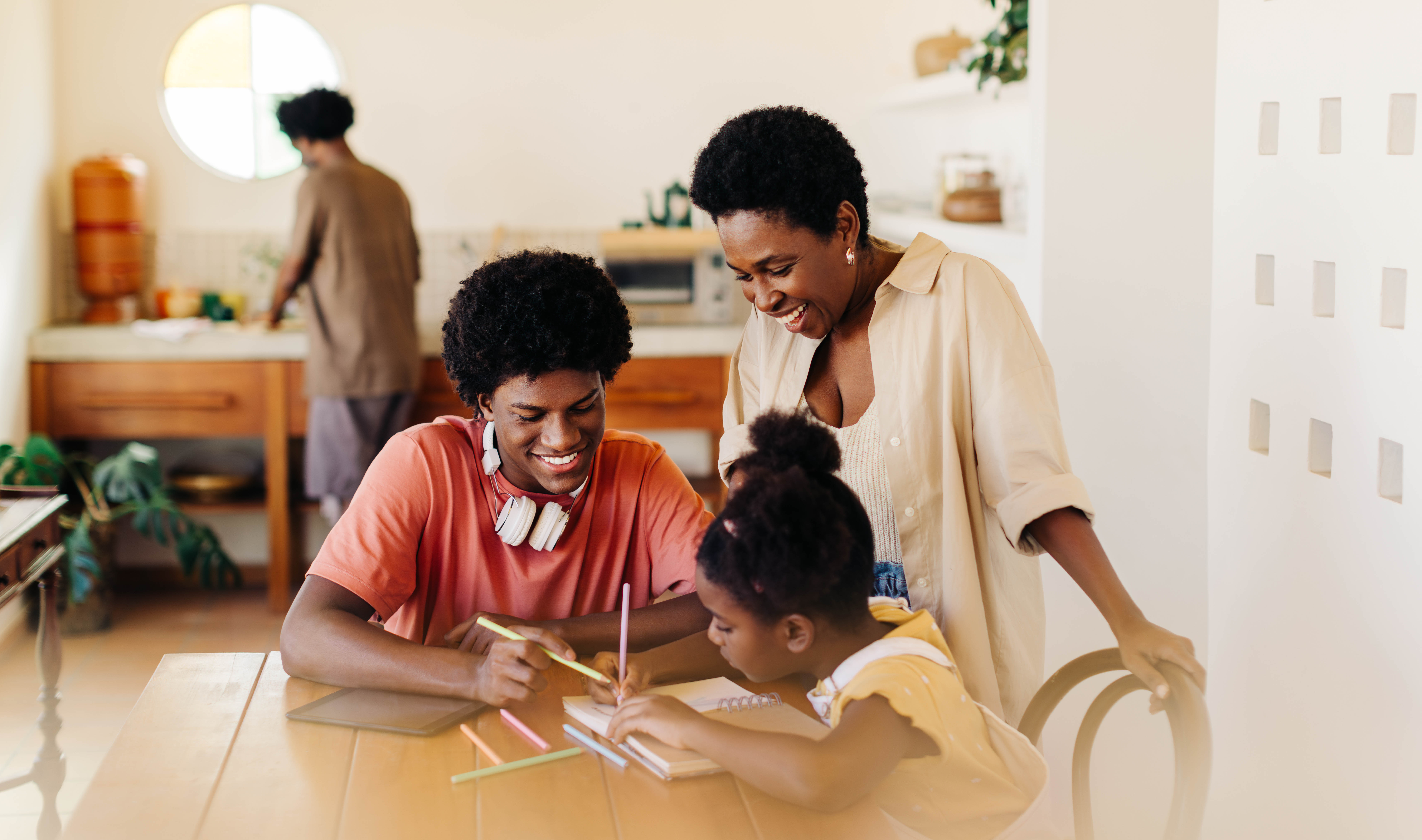 Happy Family Learning Together In The Kitchen C9487026b2a4953b0657