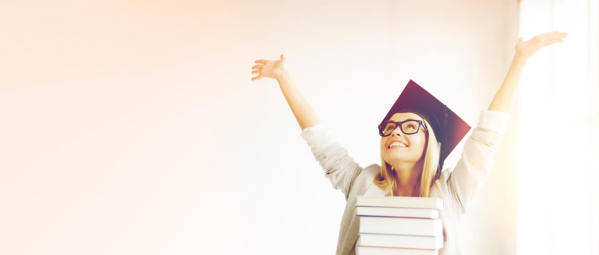 Image of a students with books. Illustrative image to reflect confidence in candidates OET preparation - #The best OET preparation course.