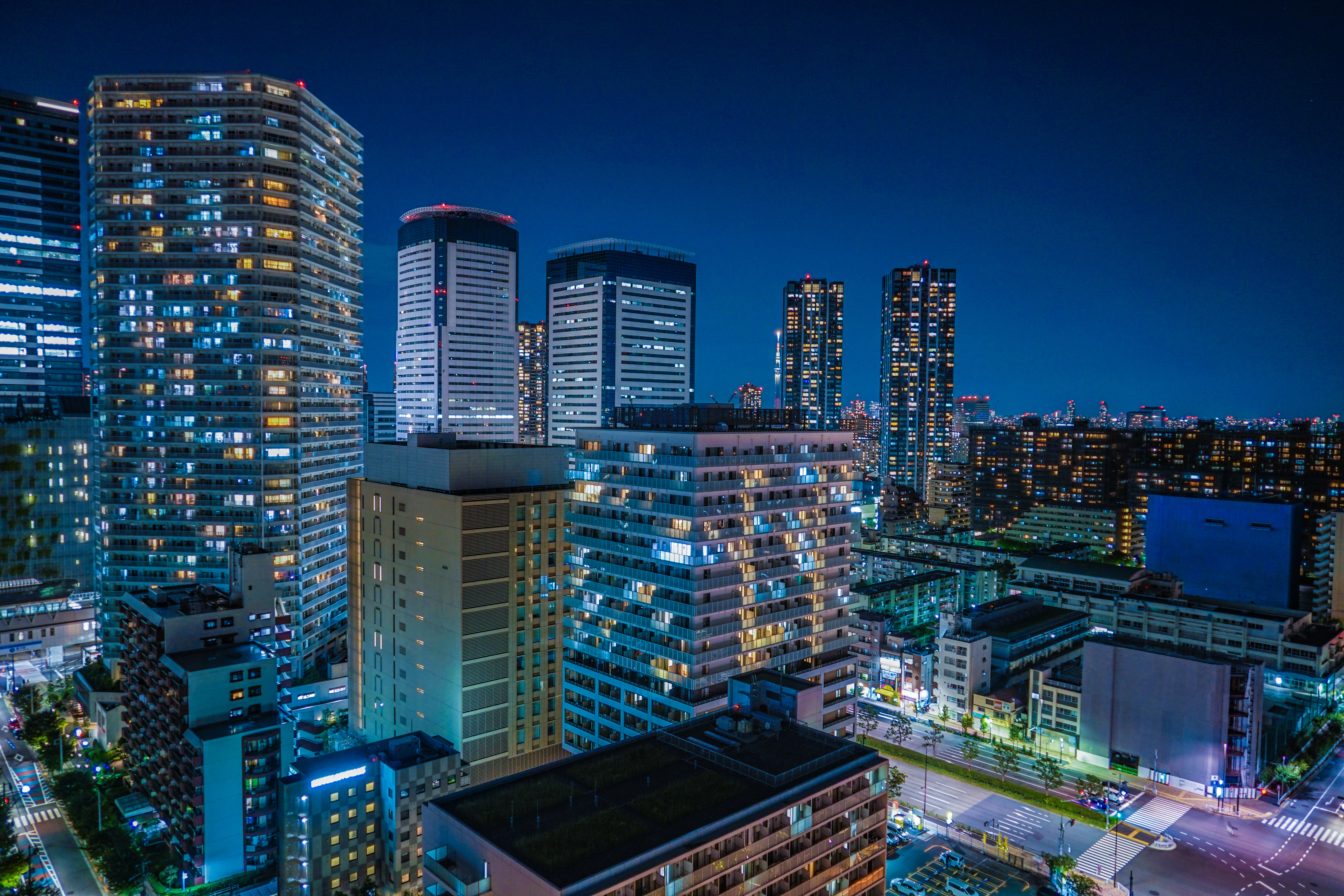 Featured image: High-rise apartment group of toyosu koto-ku toky-f49b2121825d3da6aa84