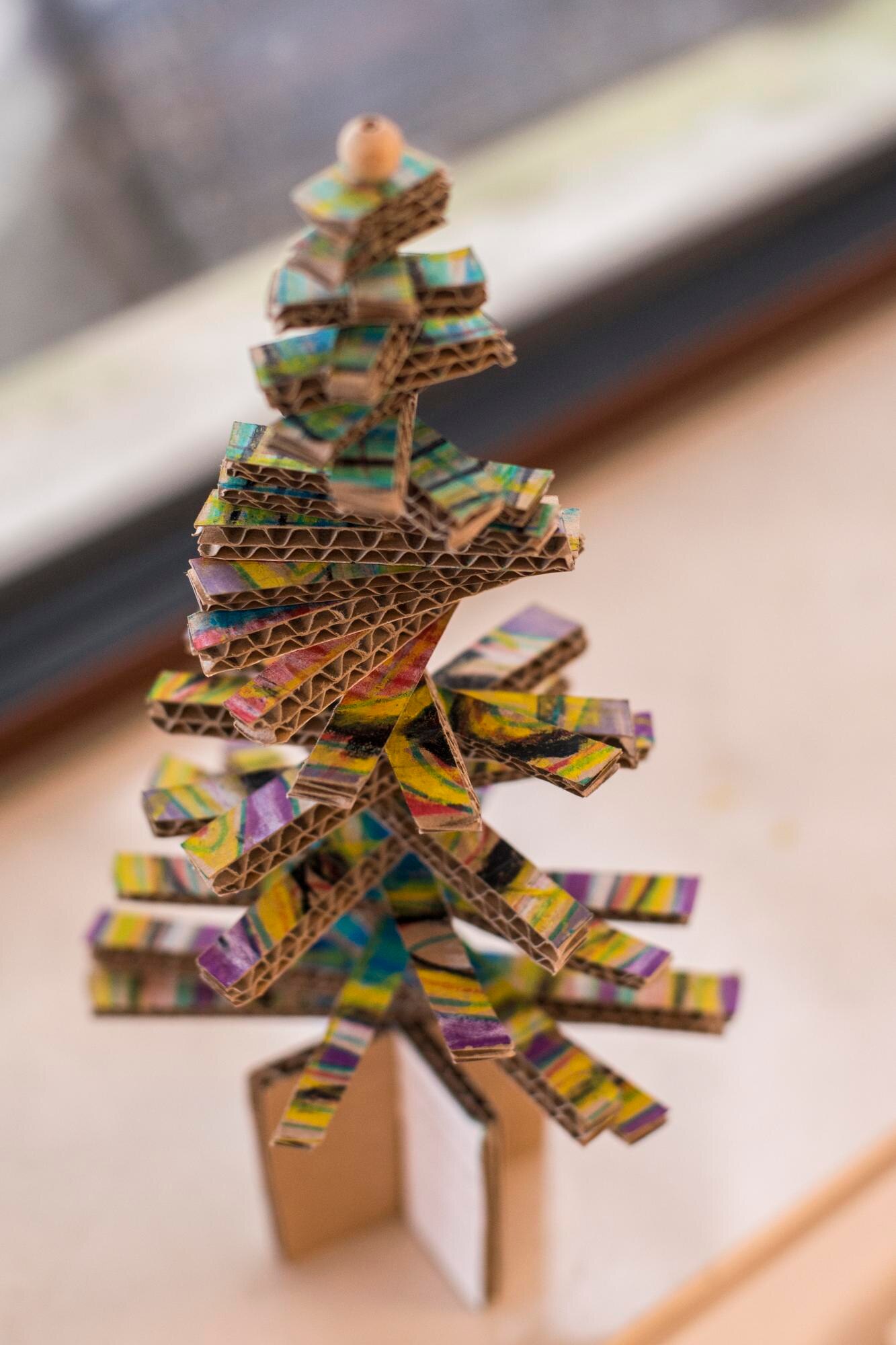 paper christmas tree craft for kids