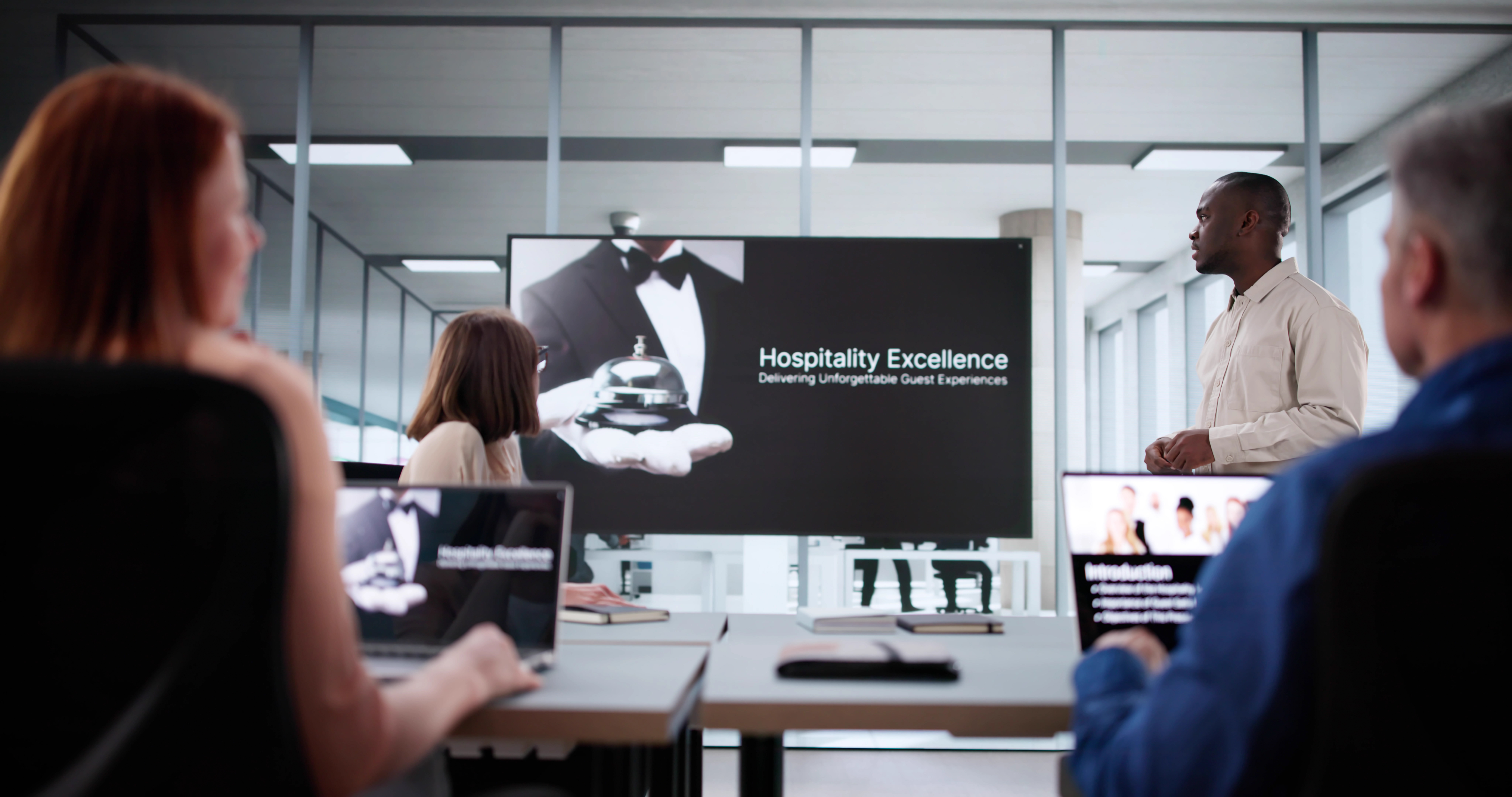 hospitality team meeting at five star service pres 8e0fd2a6cc0cf4e2d3b4