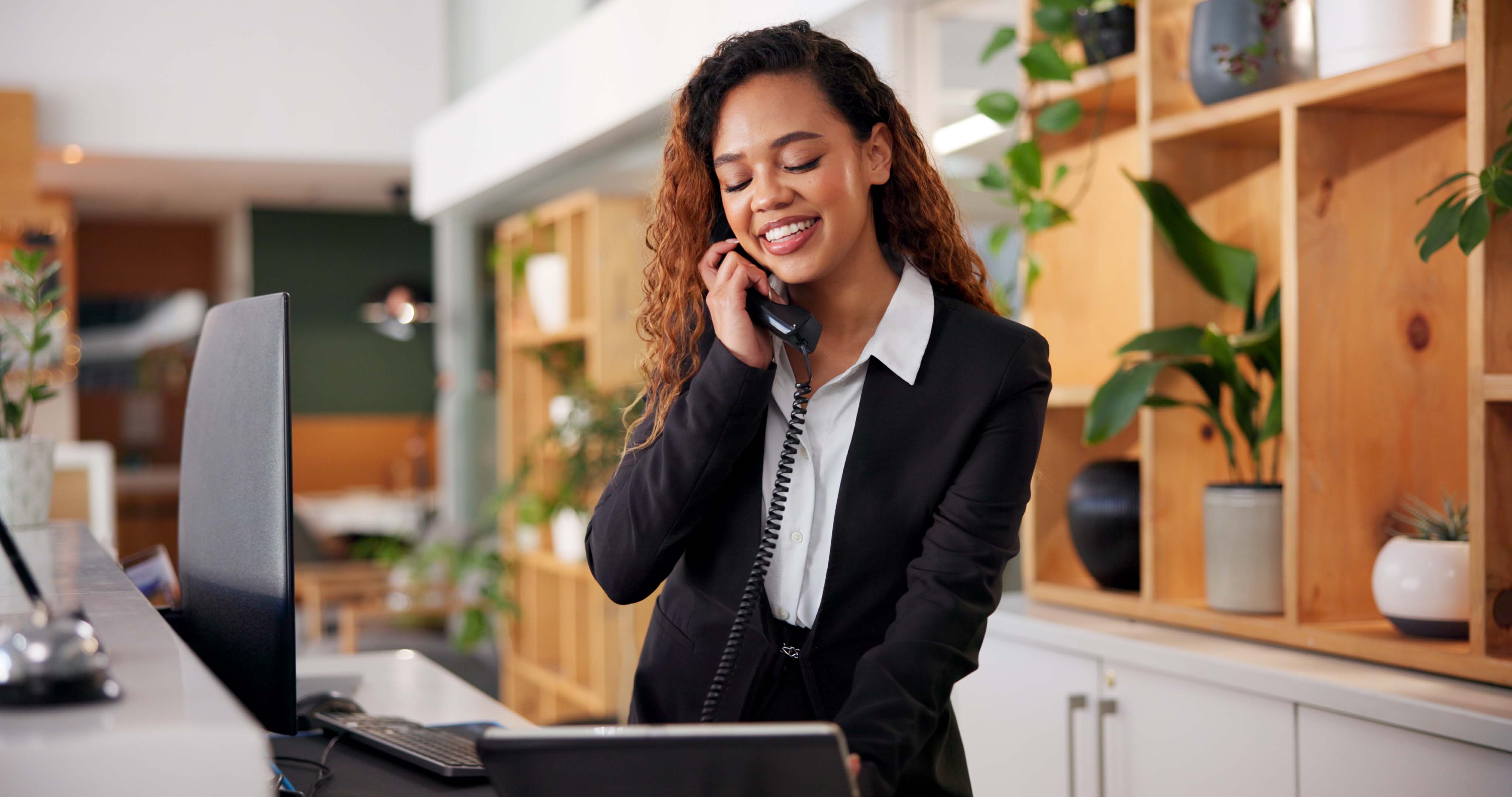 What an AI Receptionist Really Does For Small Service Businesses - Cost, Benefits, Impact in 7 Days