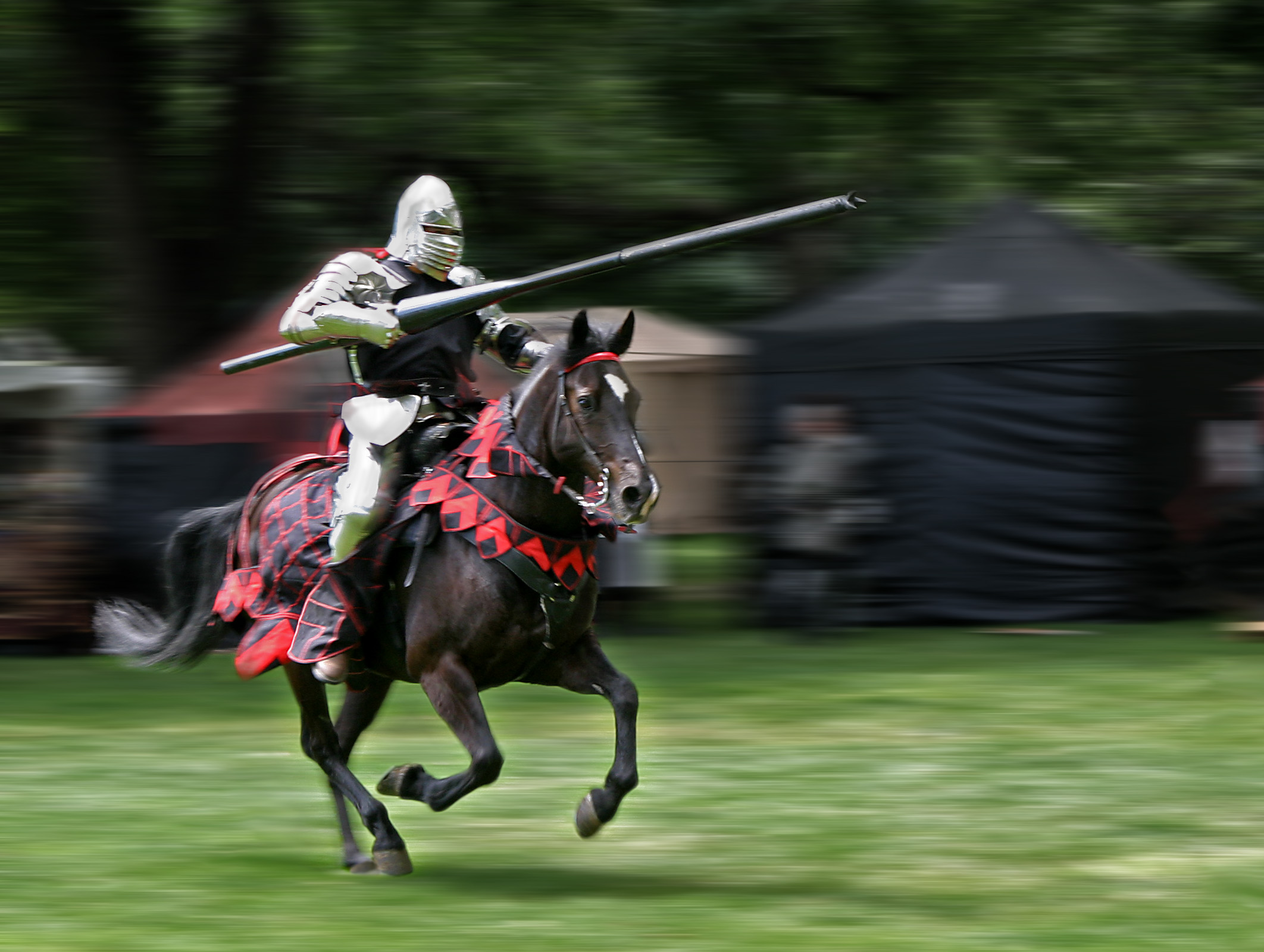 The Ultimate Beginner's Guide to Medieval Jousting and Archery at the Yosemite Chivalry & Fantasy Festival!
