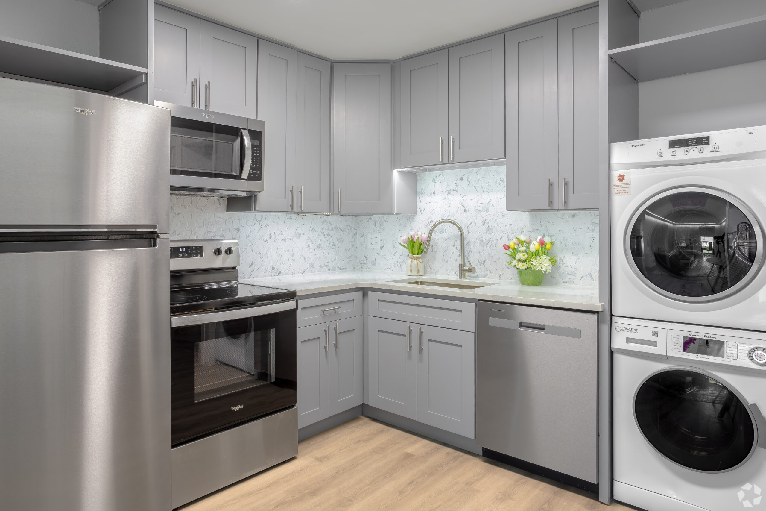 image 9b03a969911fef16e77a