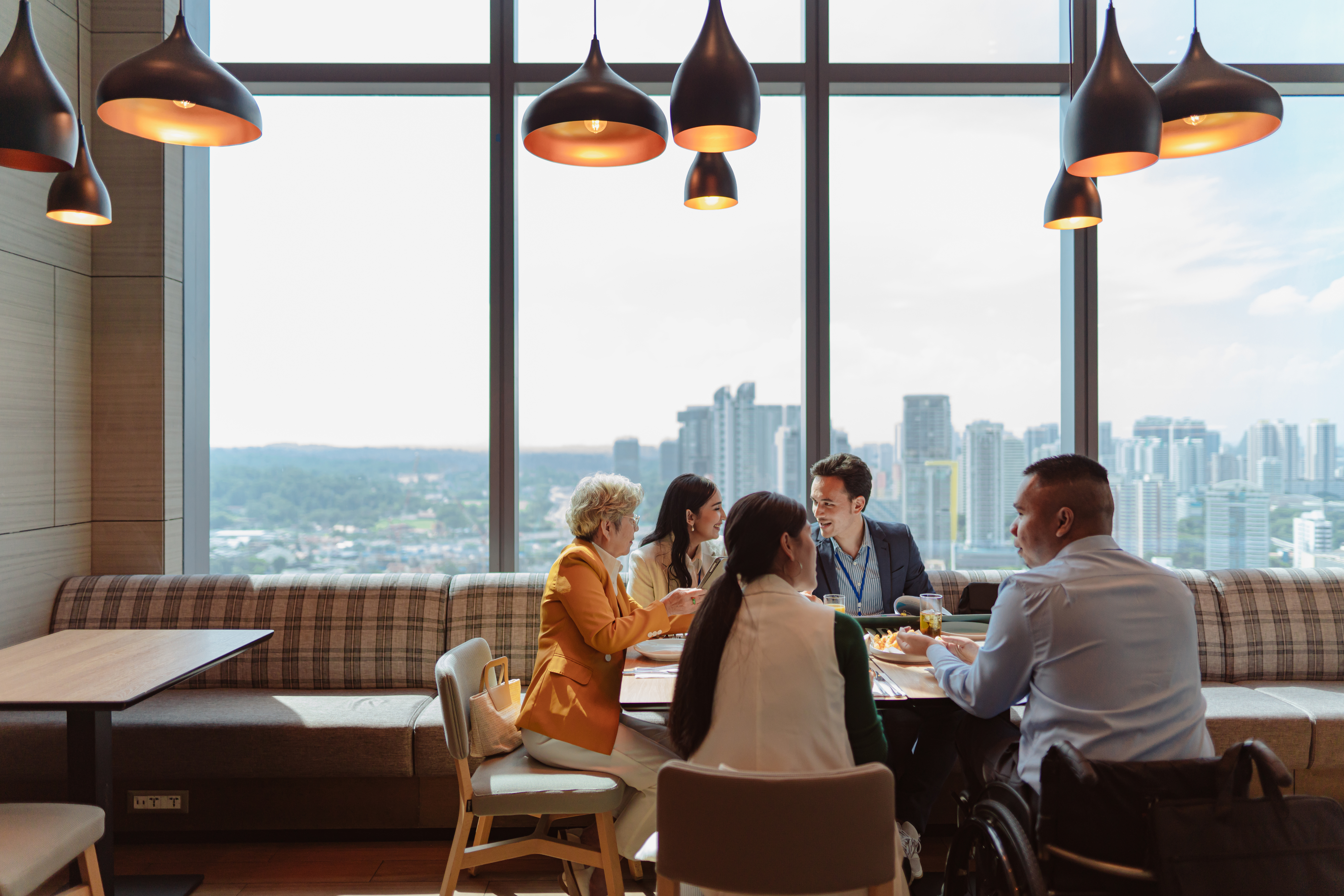 Guía práctica: simplifica tu gestión financiera con contabilidad en la nube para hospedaje y gastronomía