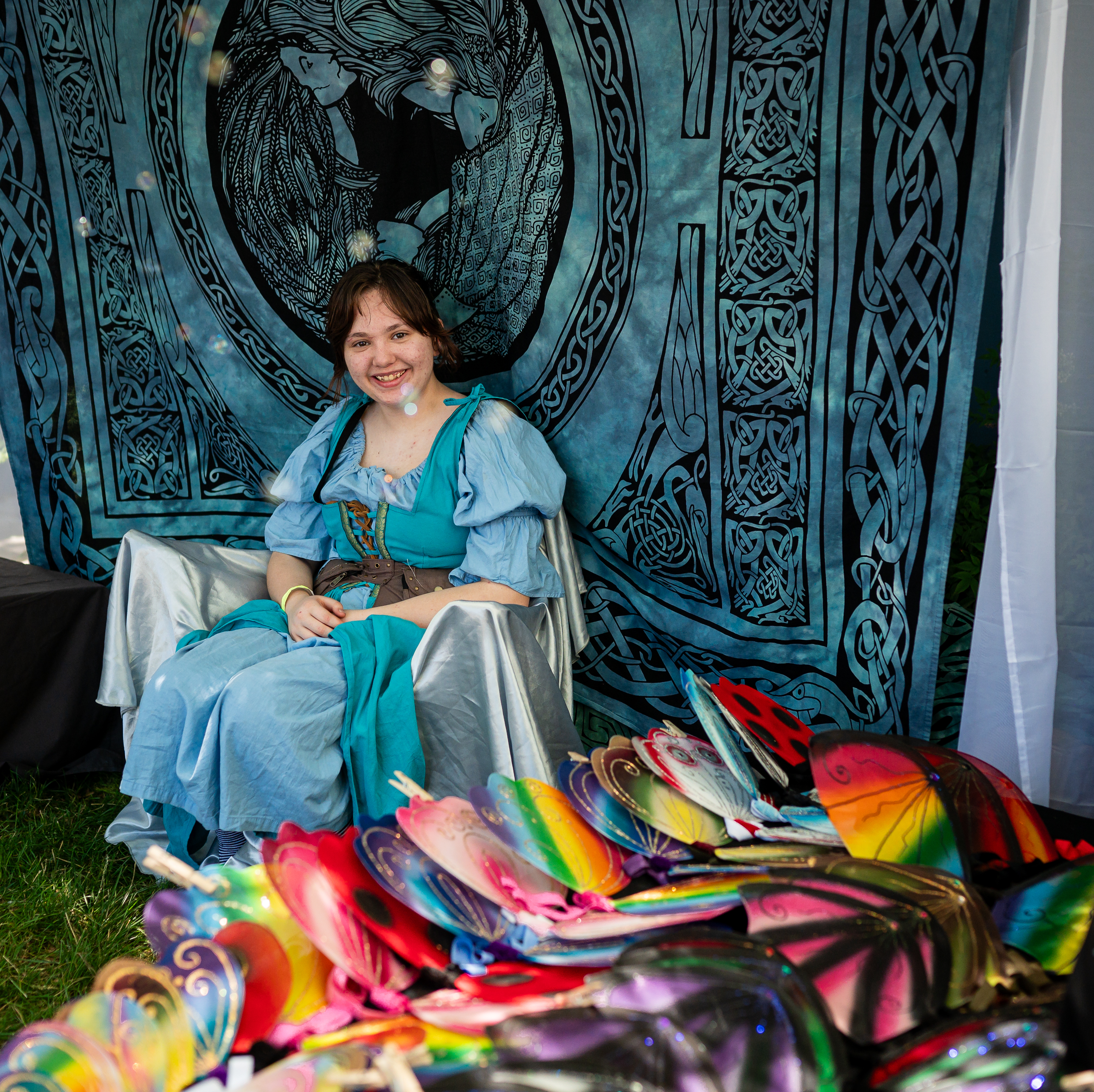 Hear Ye, Hear Ye! The Prosperity of Pageantry: Economic and Cultural Magic of Renaissance & Fantasy Festivals