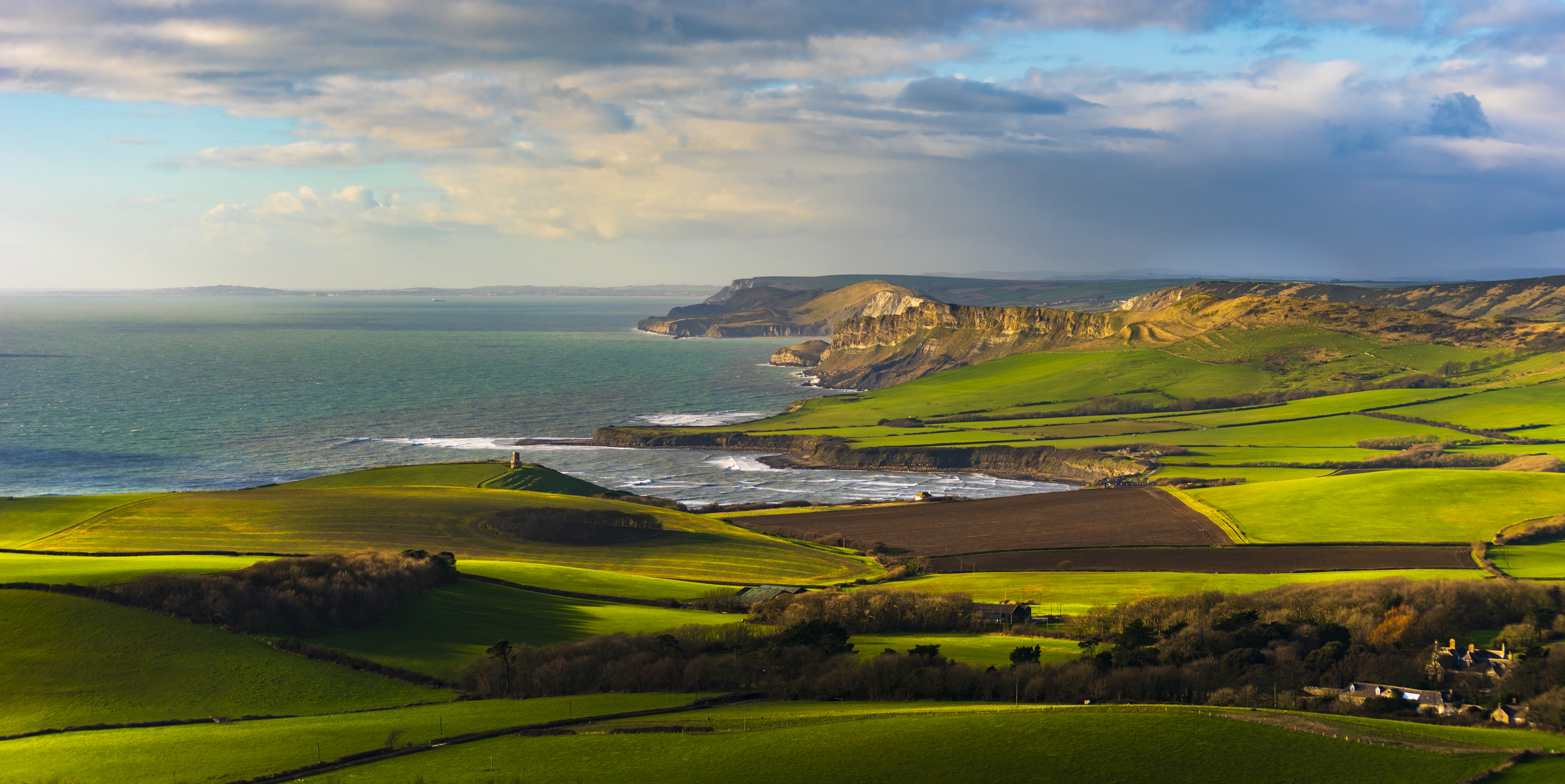 kimmeridge and the dorset coastline from swyre hea 07f158a588c4fec96c91 BTOURS