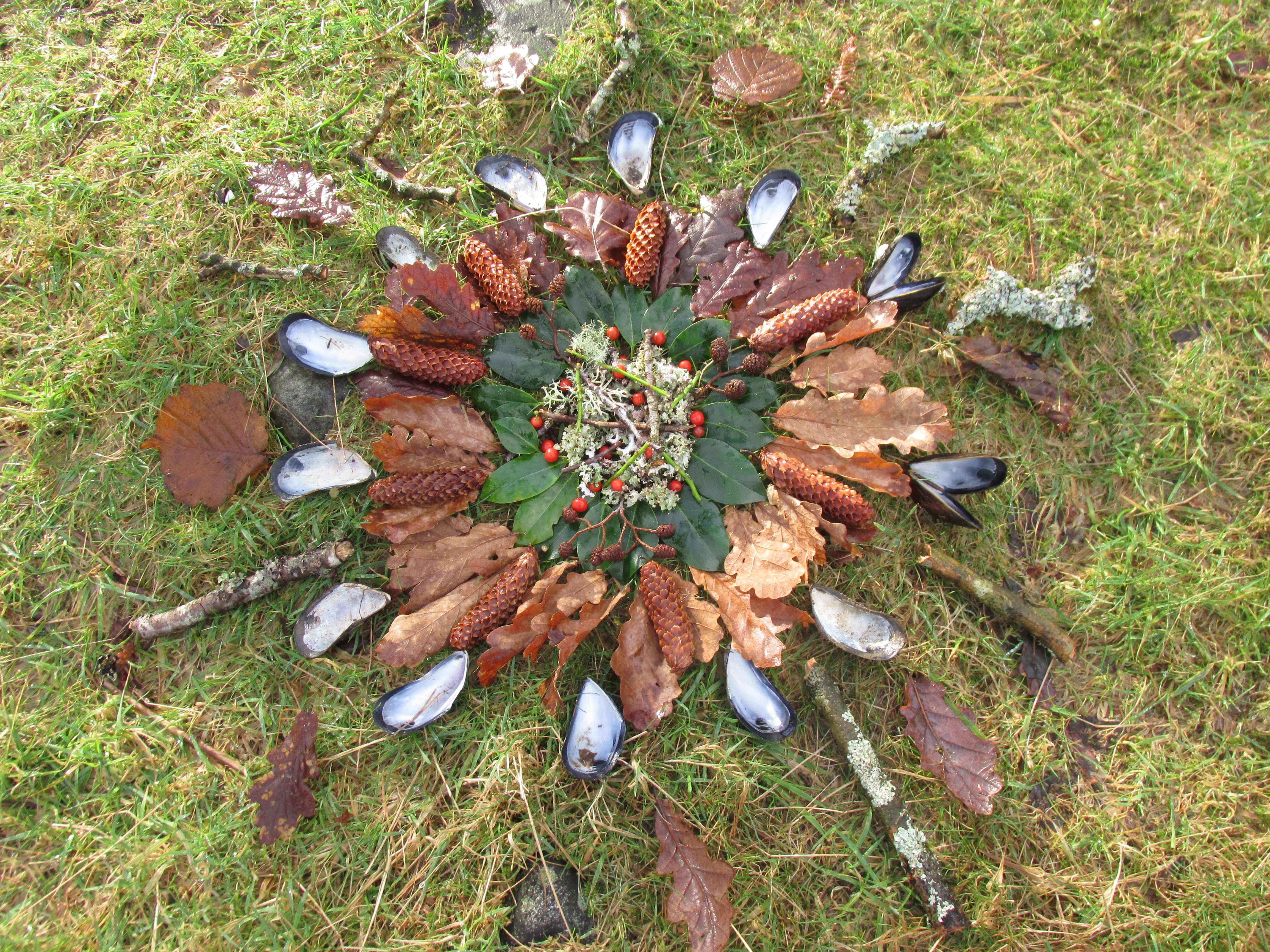 leaf sculpture 4523f6e1230a4e435a2c