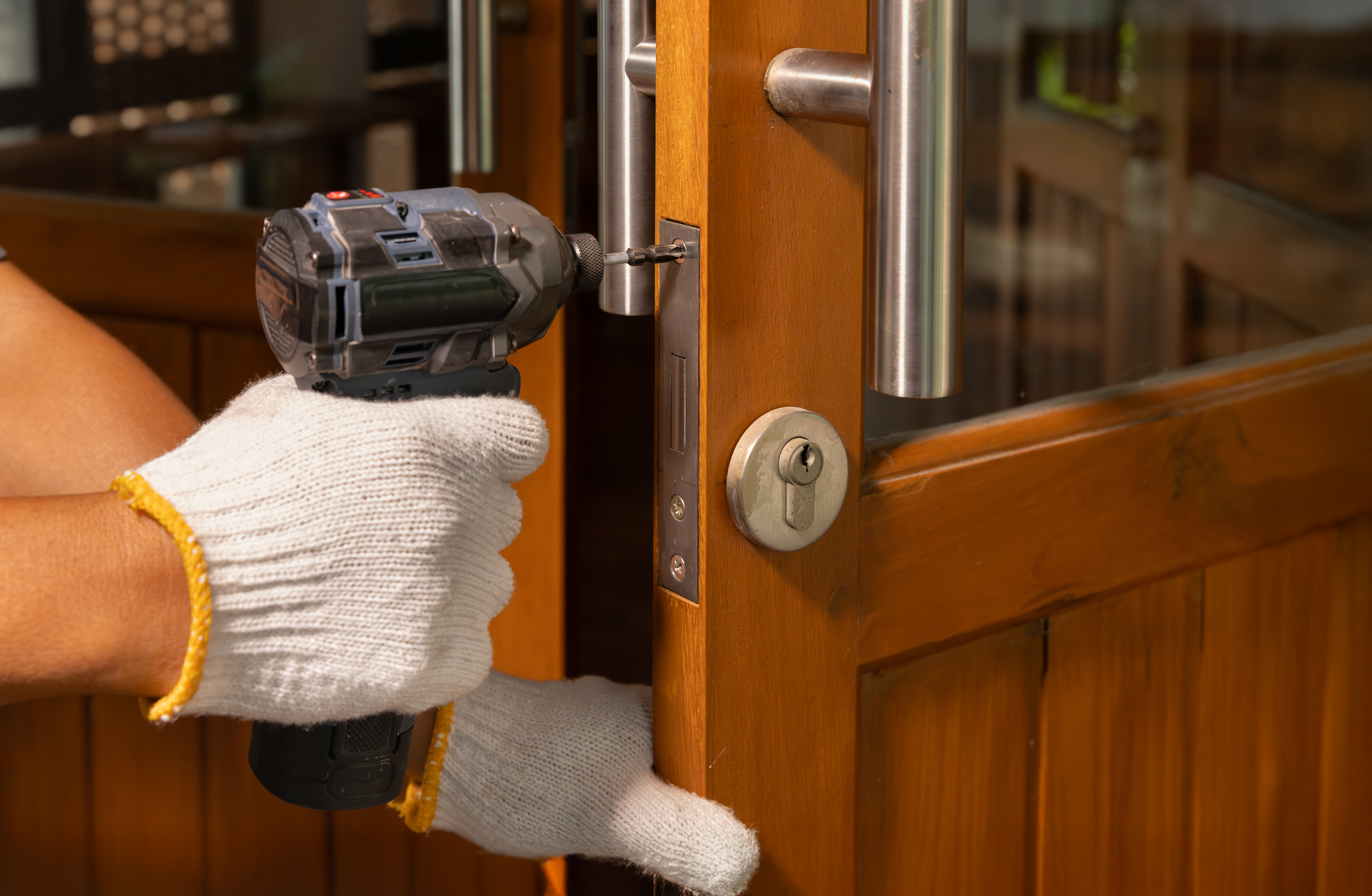 Metro-Keys Locksmith Service